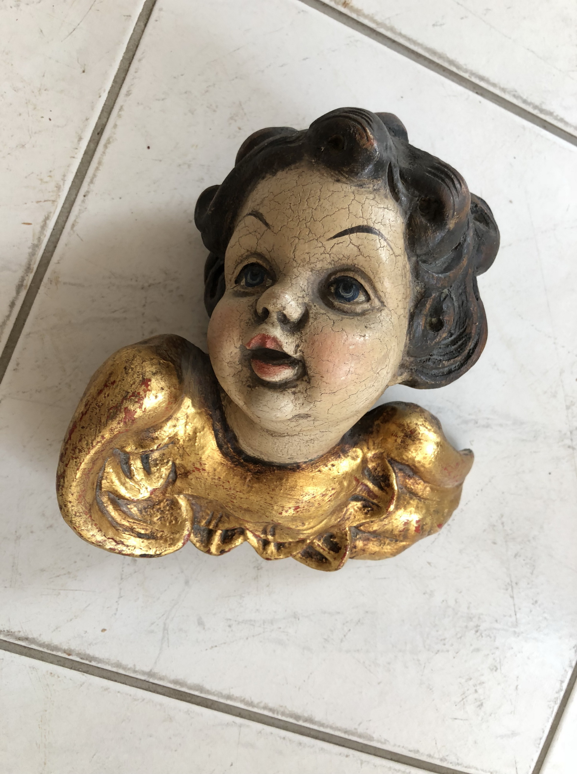 barock-biedermeier-empire-antik_164 hübscher Engelskopf Holzengel Holzgeschnitzt 19 x 21cm X2042