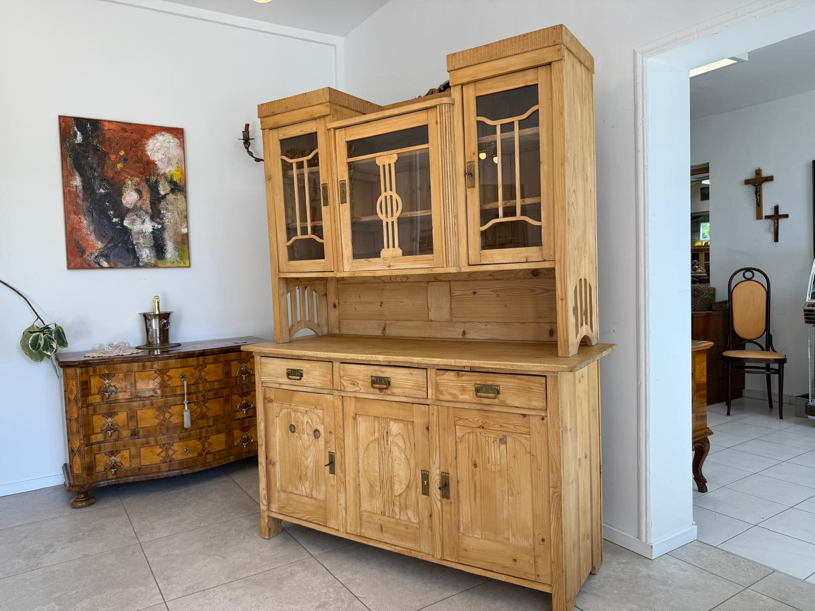 Jugendstil Küchenkredenz Bauernschrank Bauernkredenz D2613