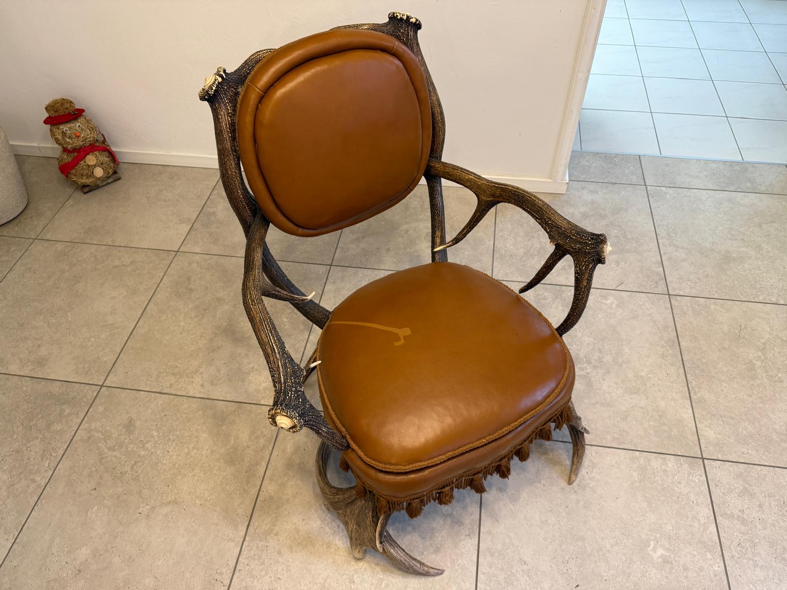 Antiker Jagdsessel geweihstuhl Sessel Traumstuhl G2322