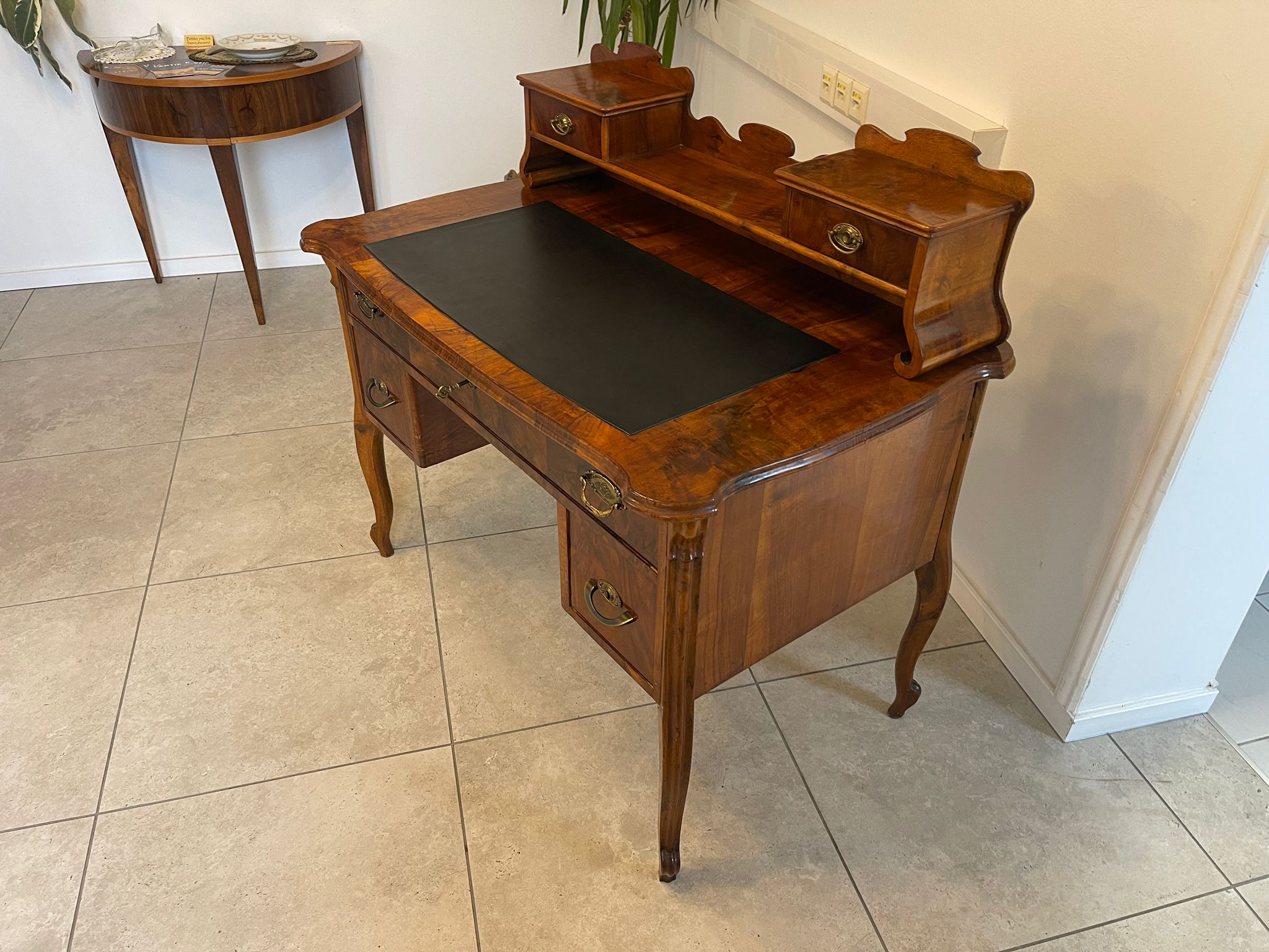 c9d19dd8-8065-42f7-8a0e-f23476314e49 Sale Spätbiedermeier Schreibtisch Sekretär Original A5069