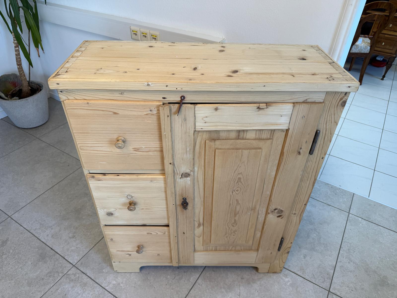 Alter Biedermeier Brotschrank Almerschrank Vorratskasten Bauernschrank Kasten G2093