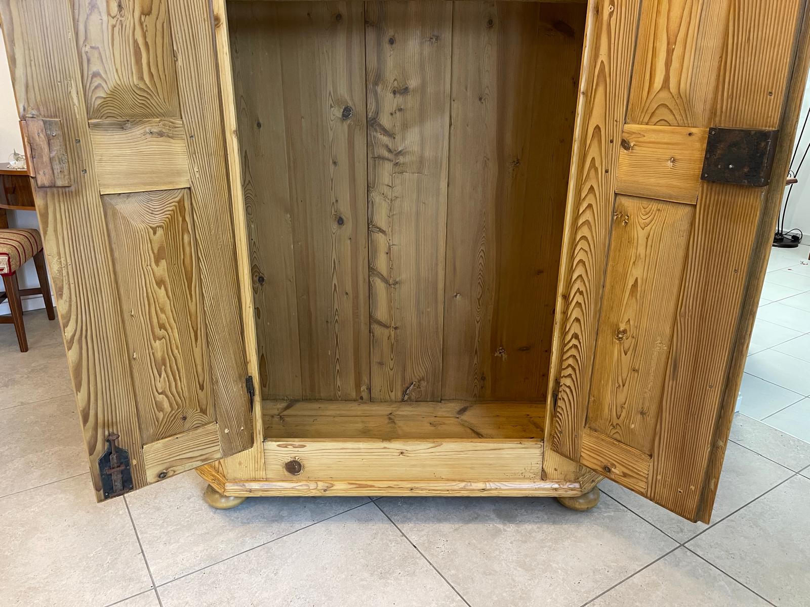 Bauernschrank Barockschrank Barock Hallenschrank Kasten E1025