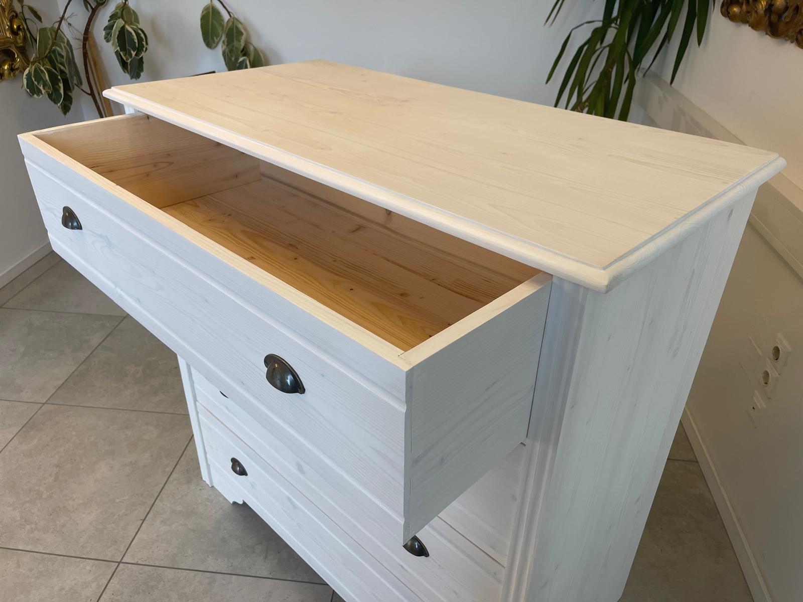 Bäuerliche Anrichte Sideboard Kommode Naturholz Fichtenholz Weiss G1071