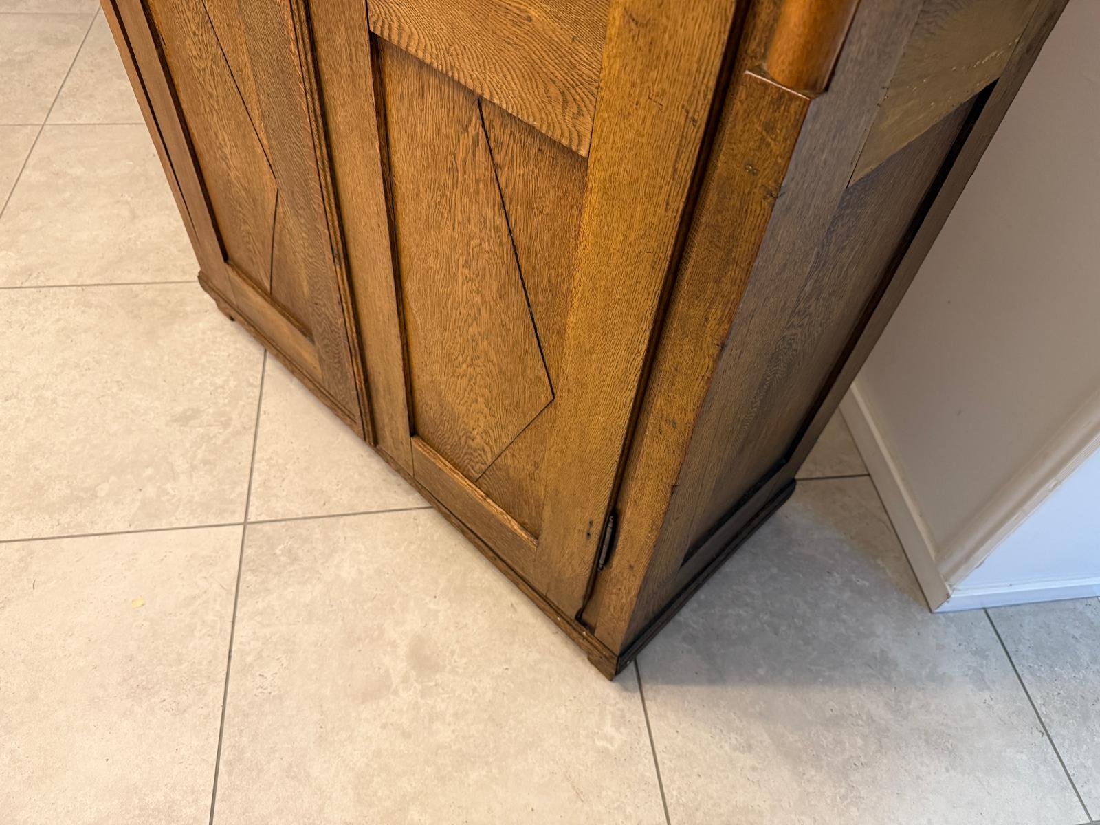 Originaler Eichenschrank Rauchschrank Kasten um 1820 G2258