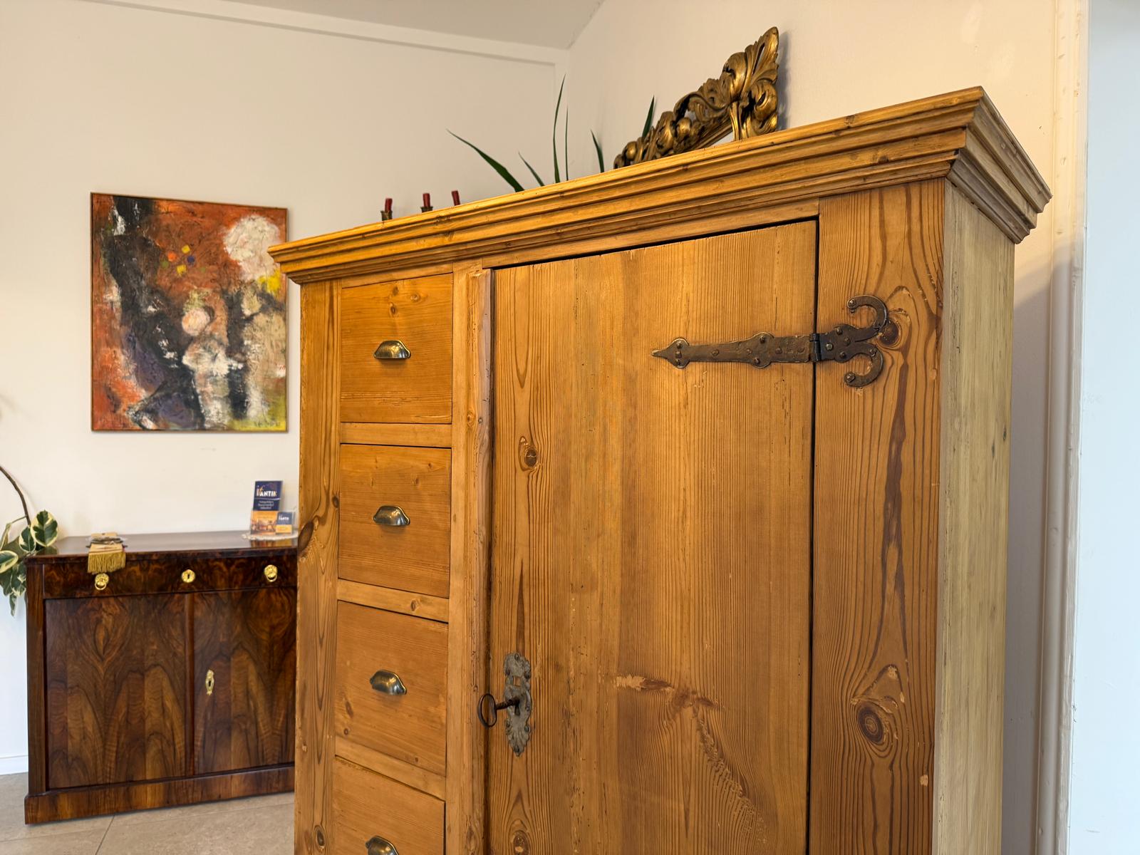 Barocker Brotschrank Almerschrank Vorratsschrank Bauernkasten Antik D1119