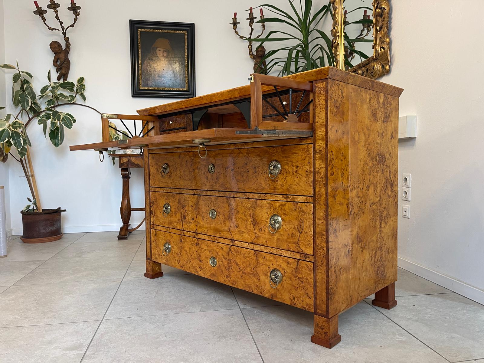 Restaurierte Biedermeier Schreibkommode Sekretär Nussholz Antiquität G1506