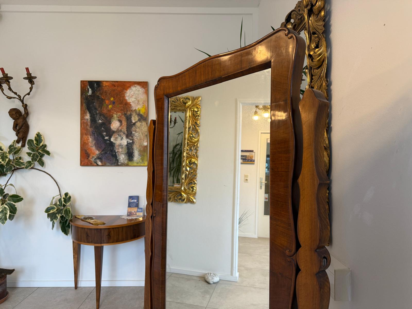 Restaurierter Biedermeier Schneiderspiegel  Nussholz Furniert Antiquität G2266