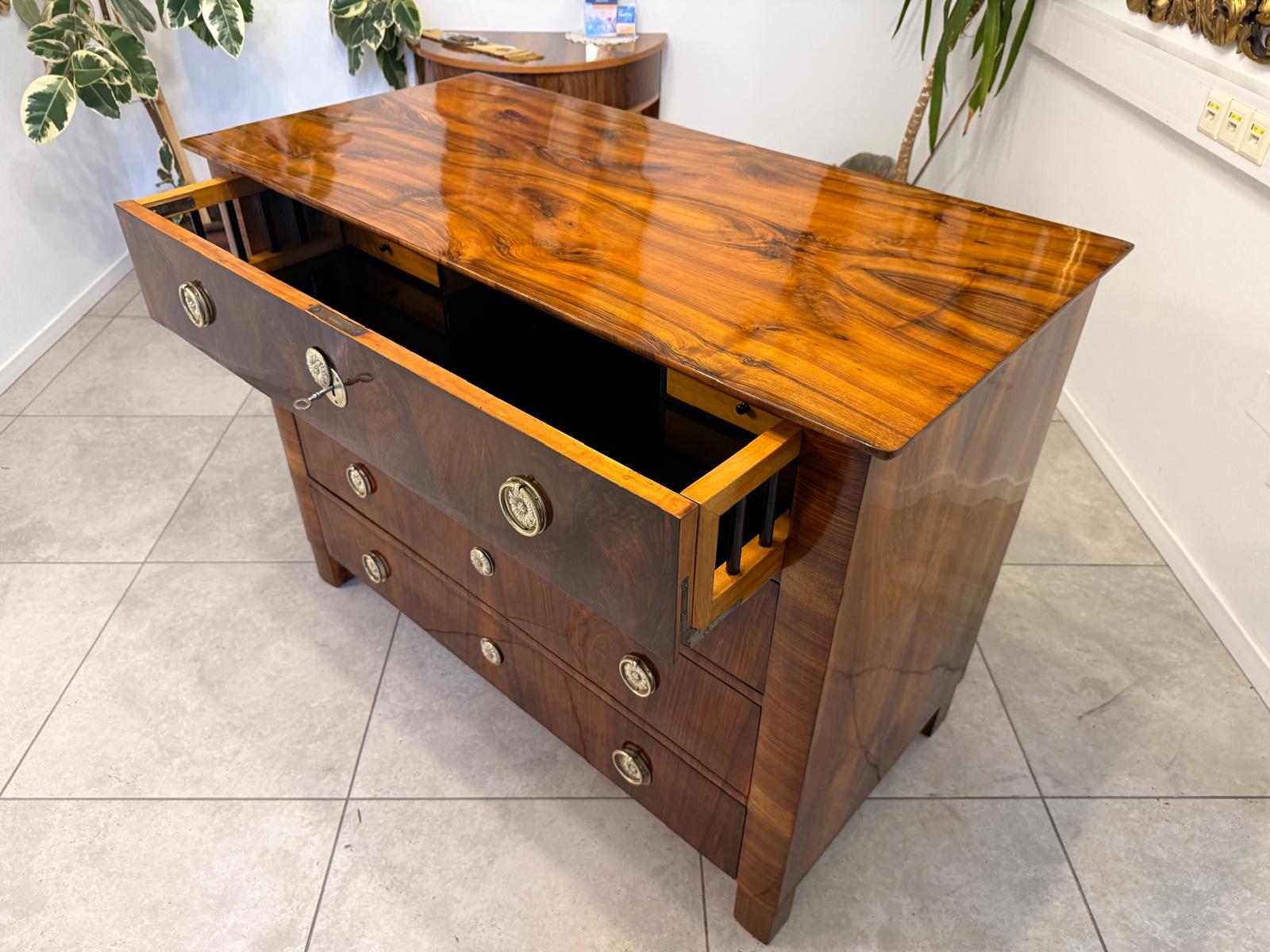 SALE Restaurierte Biedermeier Schreibkommode Nussholz Antiquität Antikmöbel G2388