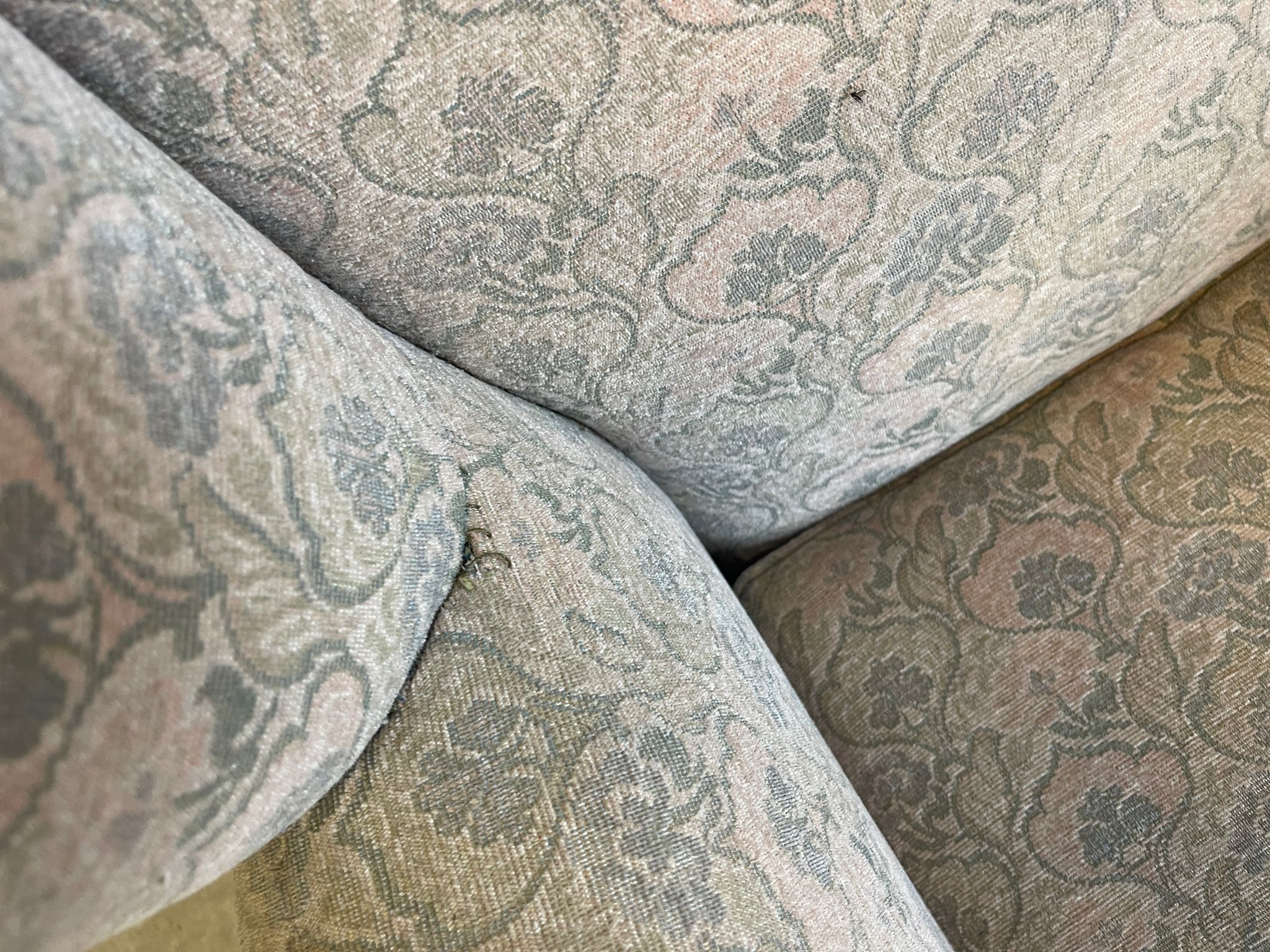 45ab50cf-b4bb-4308-a5b8-86a1063922ff Alter Historismus Ohrenfauteuil Antiker Ohrensessel Eleganter Fauteuil A4564