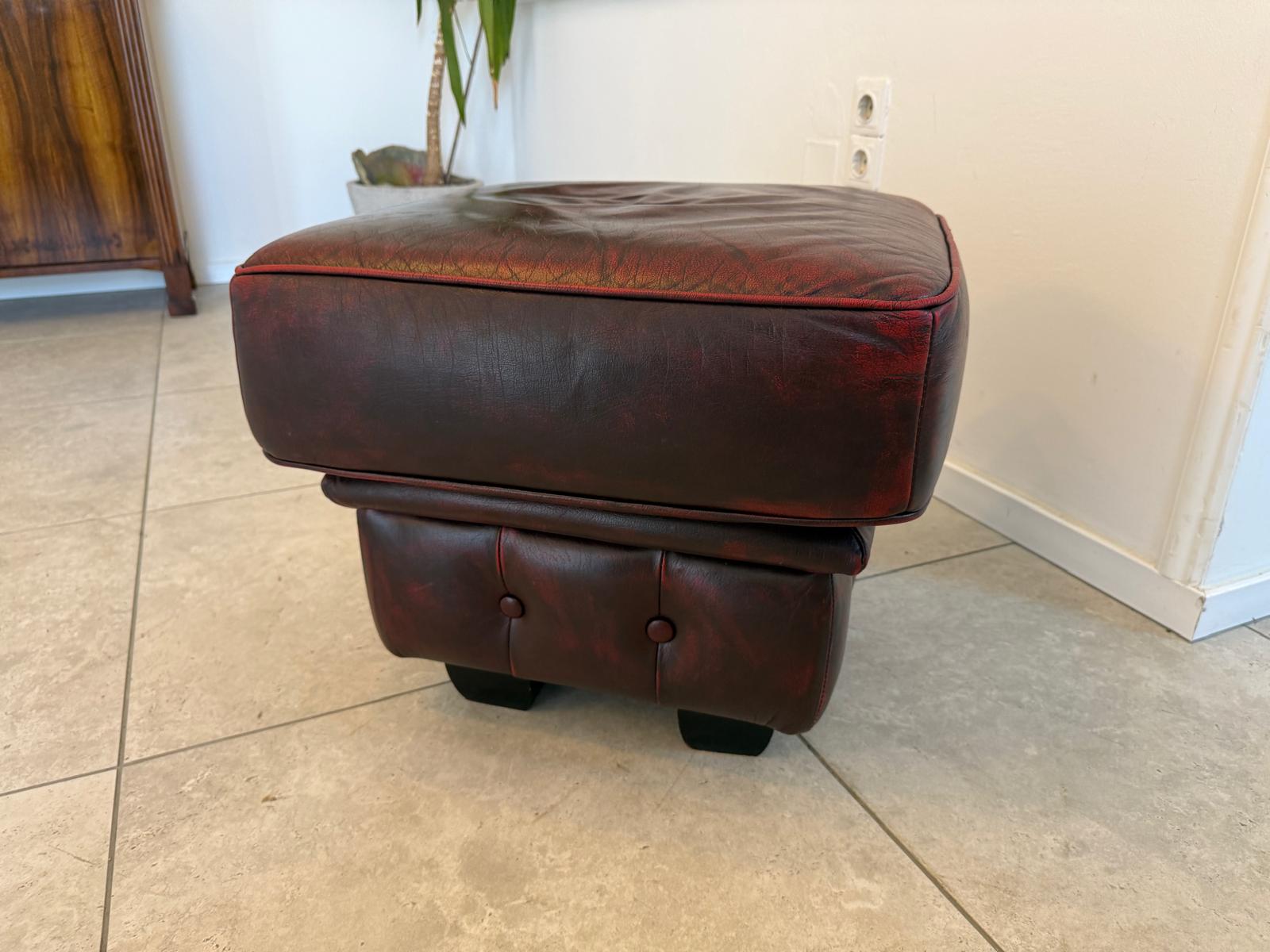 Exclusiver Chesterfield Hocker Traum G2087
