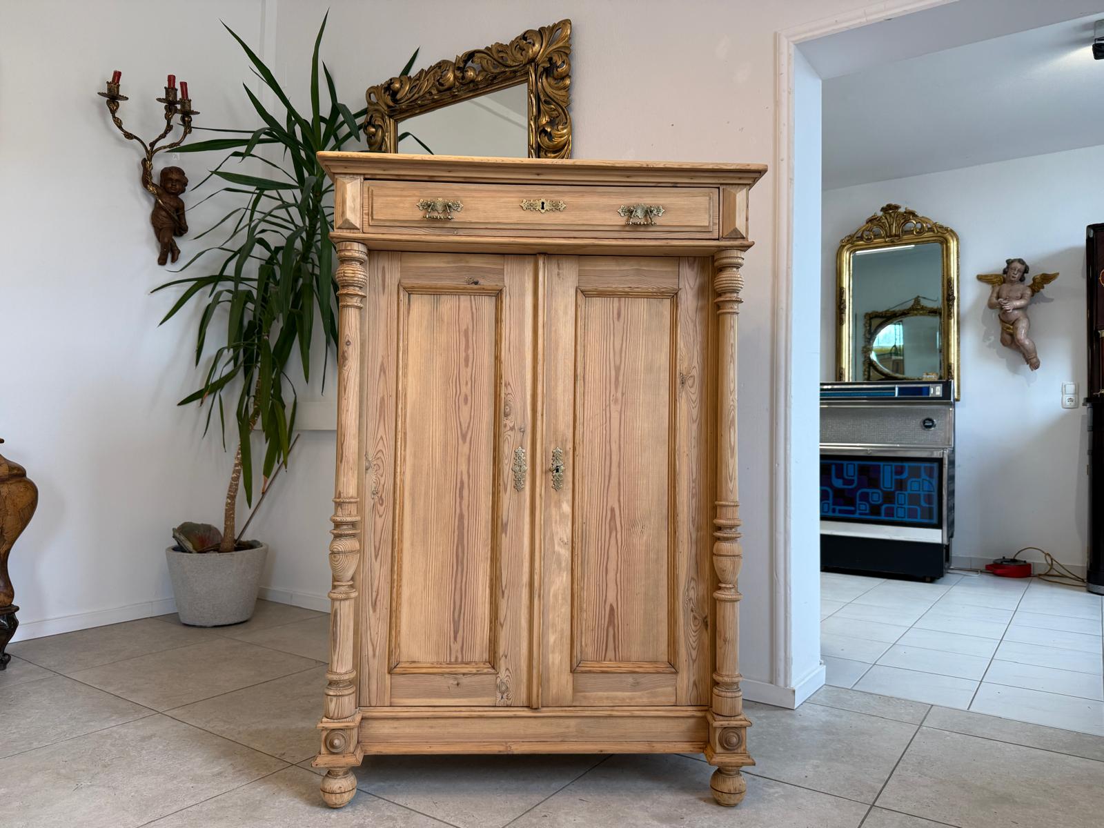 Bäuerliches Gründerzeit Säulen Vertiko Bücherschrank Halbschrank Bauernschrank D1168