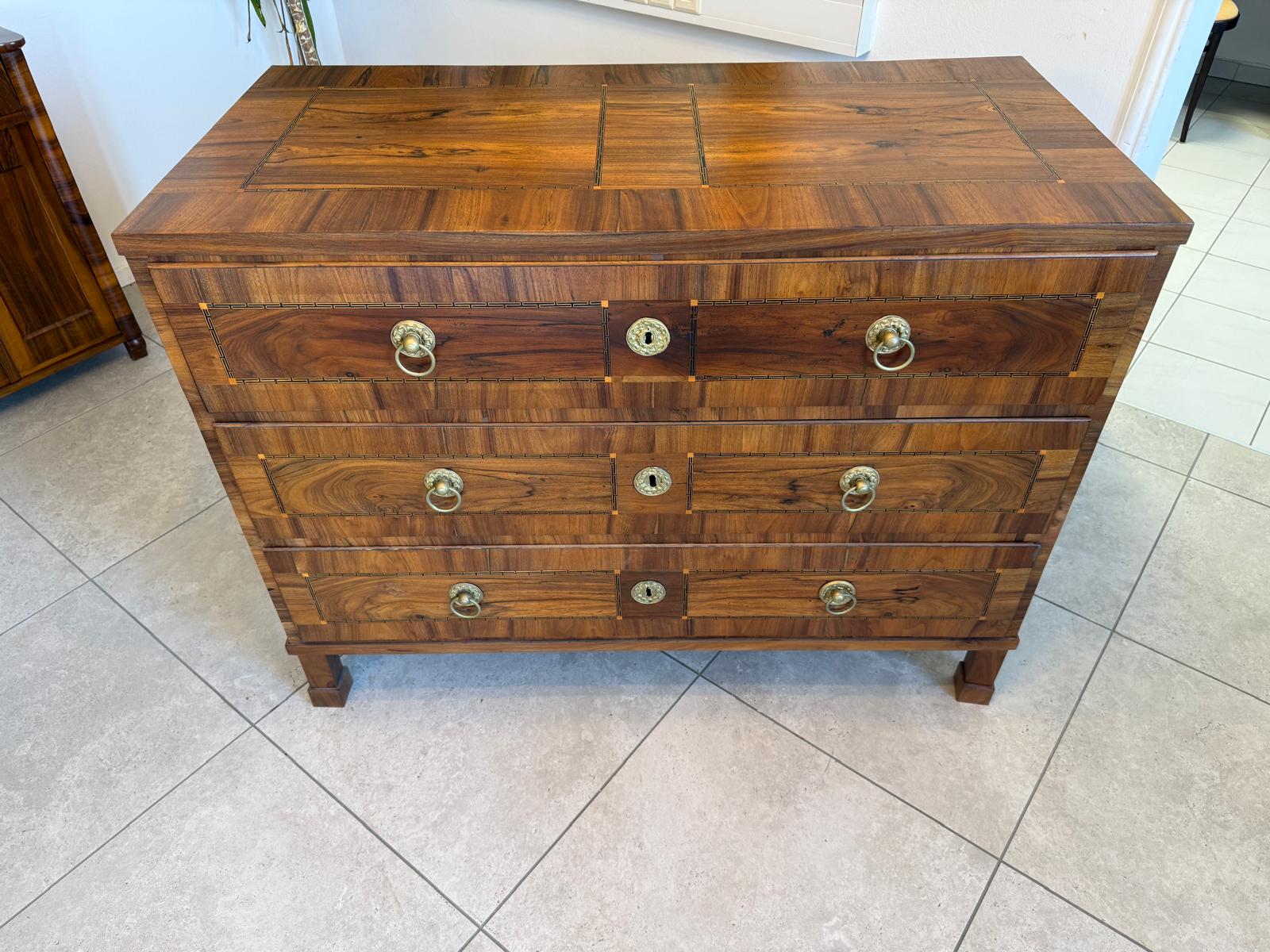 Barock Kommode Obstholz Marketerien Antiquität Nussholz  Antiquität D2901