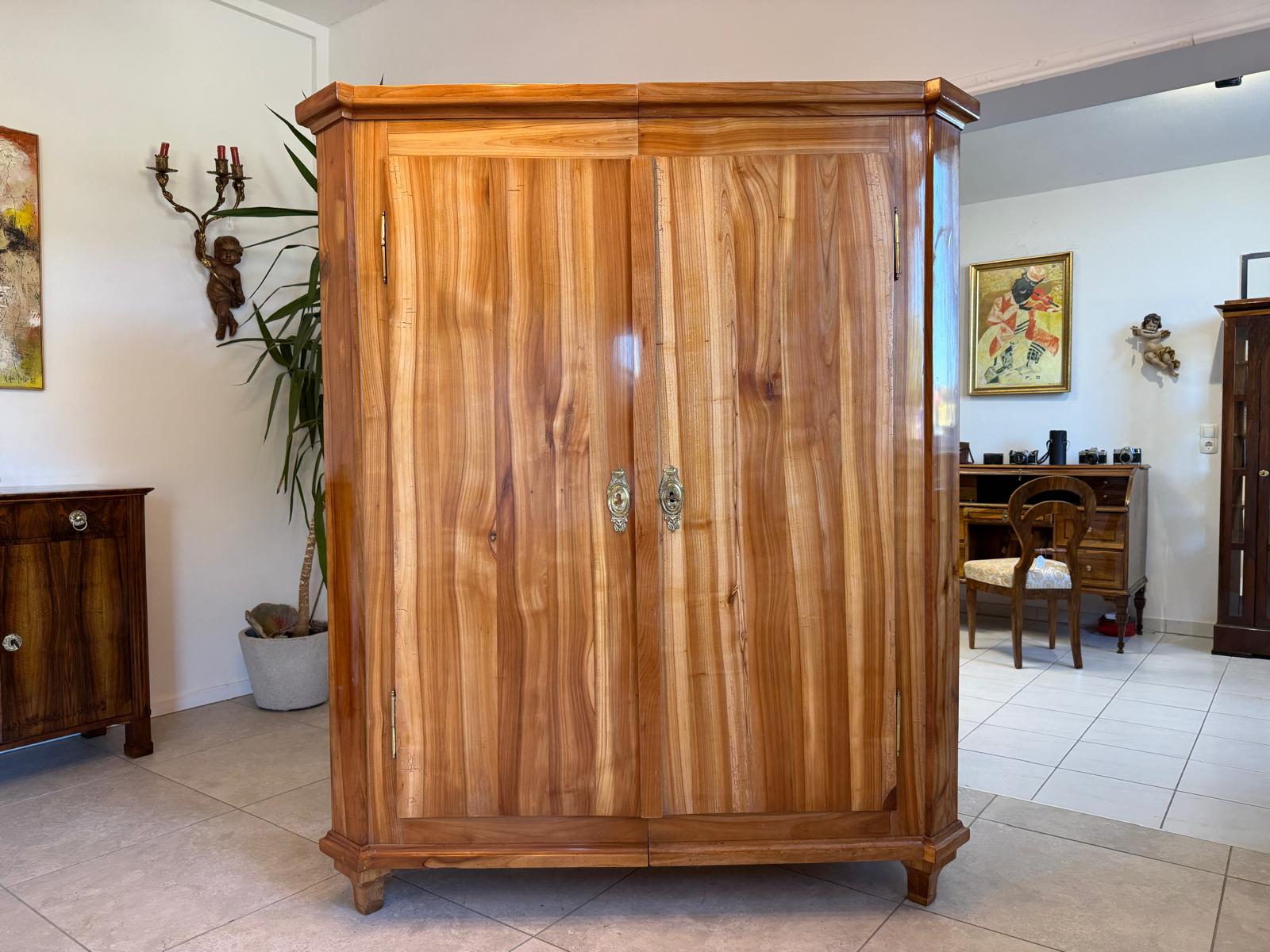SALE Restaurierter Biedermeier Schrank Kleiderkasten Hallenschrank Antiquität G2100