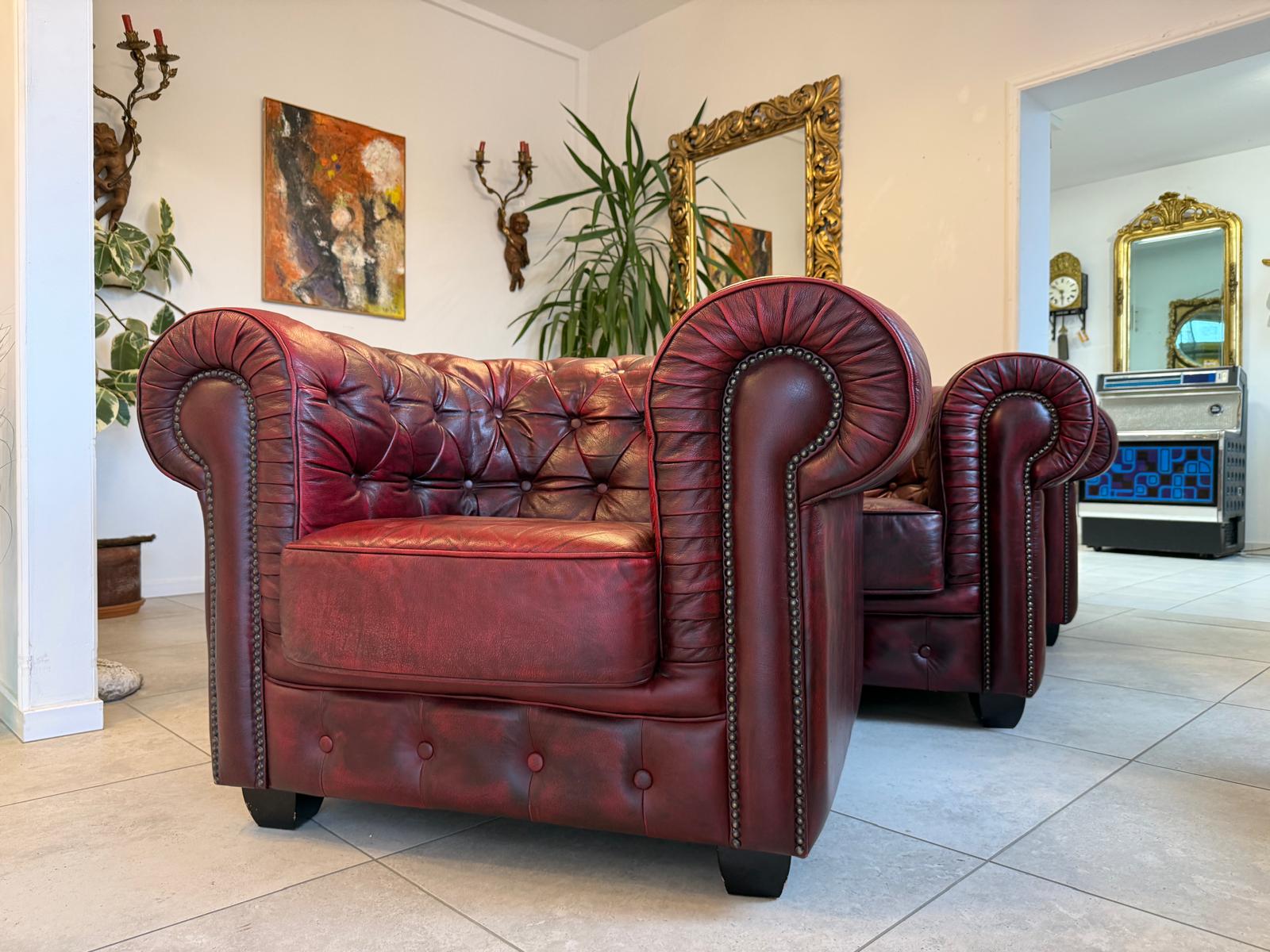 Chesterfield Ensemble 3 teilig Ledersofa Fauteuils Clubmöbel Cultmöbel D2302