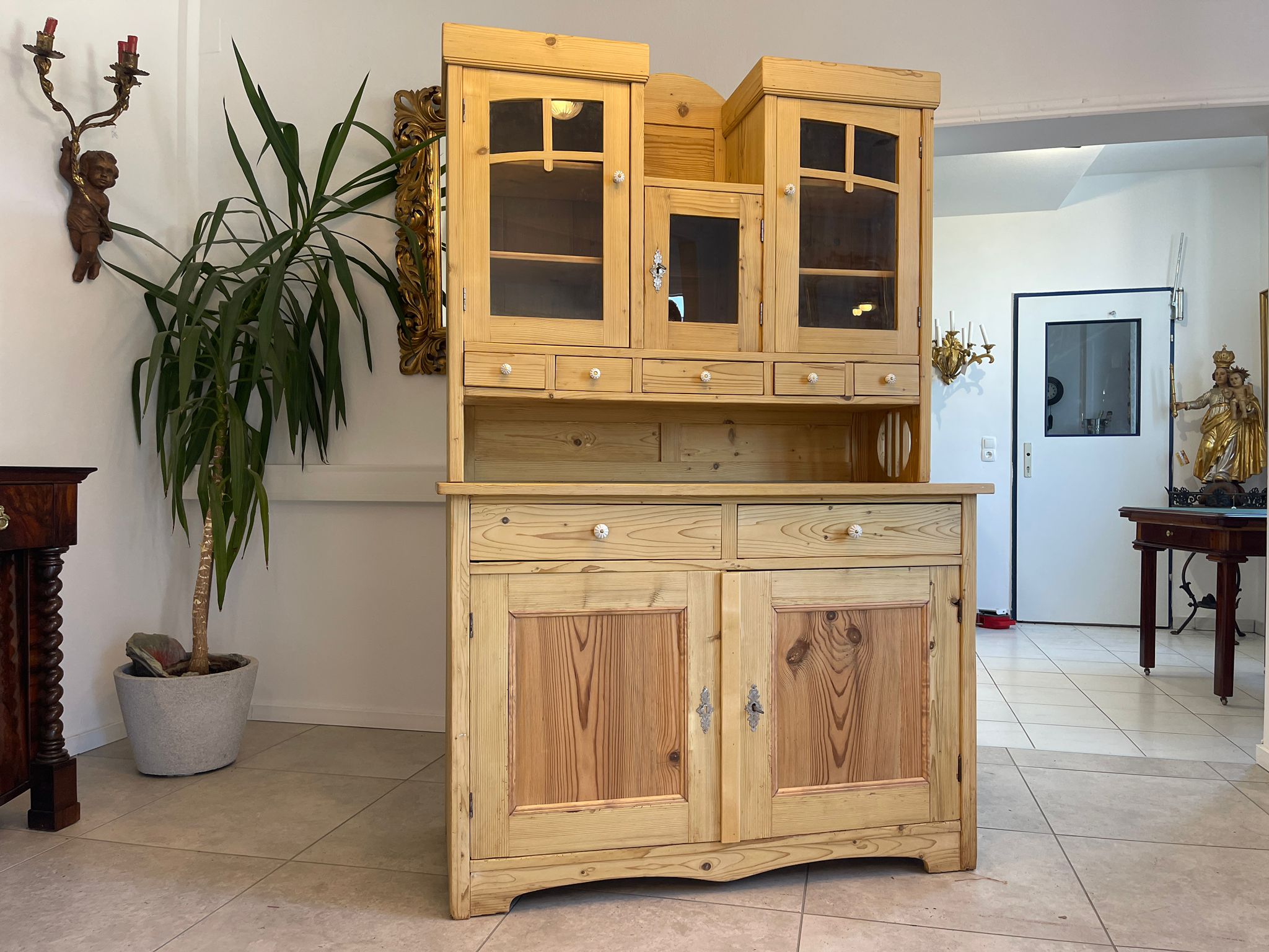 339b3a33-058e-49a6-9abc-d0b6f90da5ed-1 Jugendstil Küchenbuffet Küchenschrank Küchenkredenz A4899