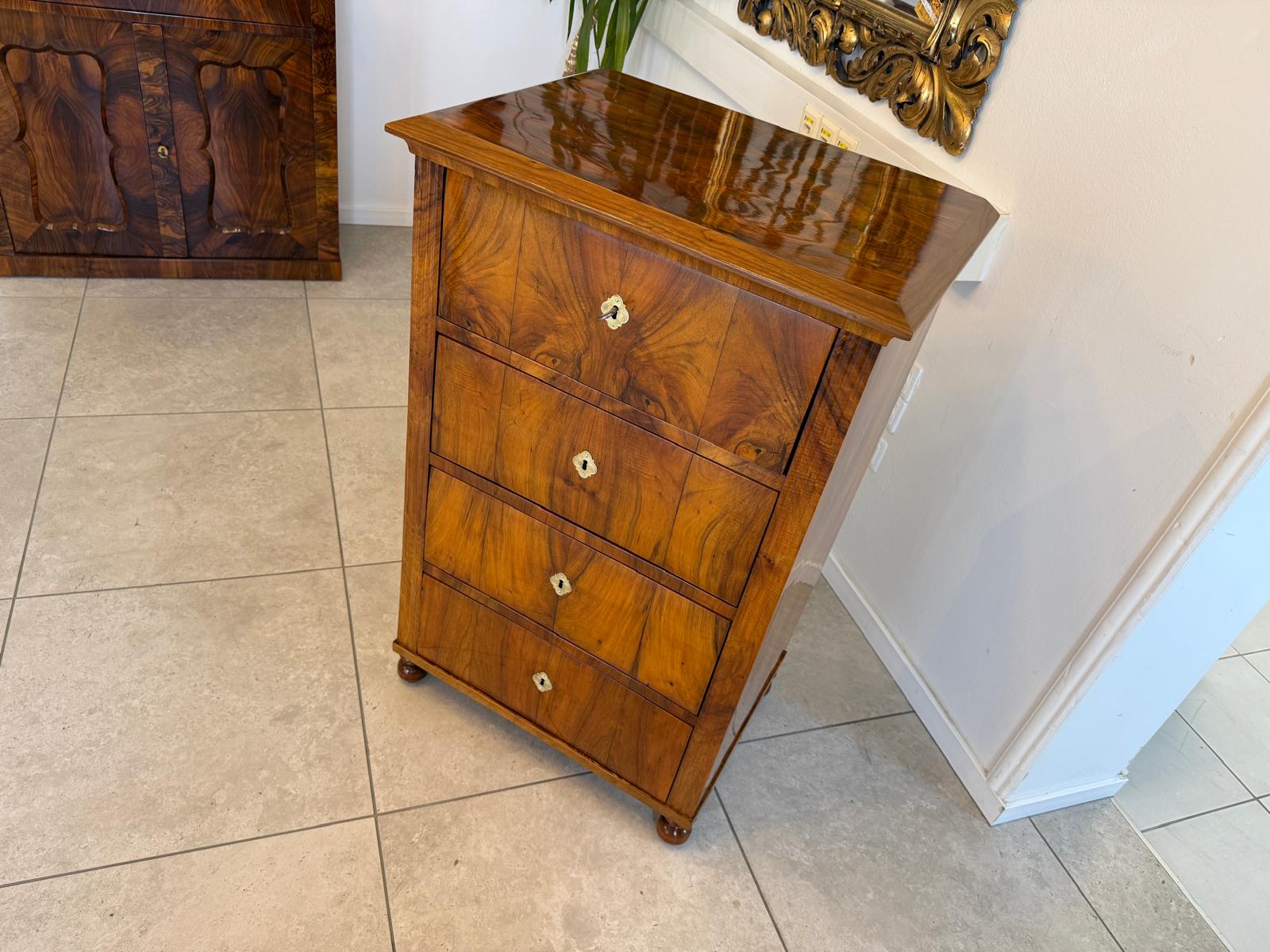 Biedermeier Wochenkommode Nussholz Restauriert D2473