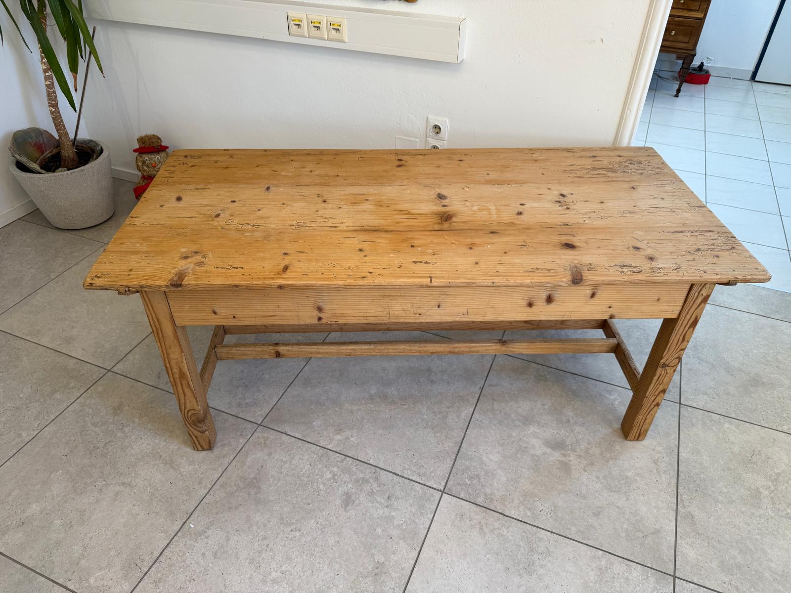 Massiver Couchtisch Bauerntisch Wohnzimmertisch Bauernstube D1011