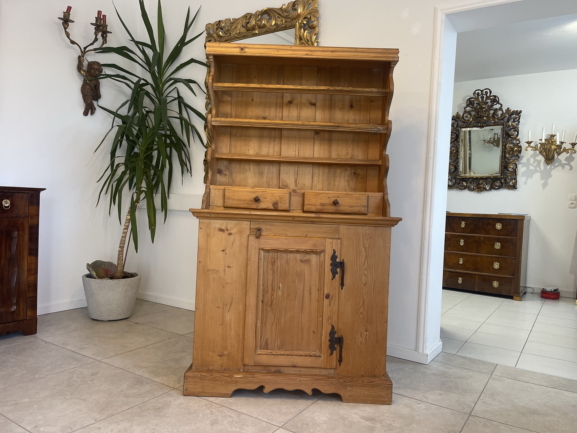 Bauernschrank-194 Bäuerliche Anrichte Etagere Kommode Kasterl B1949