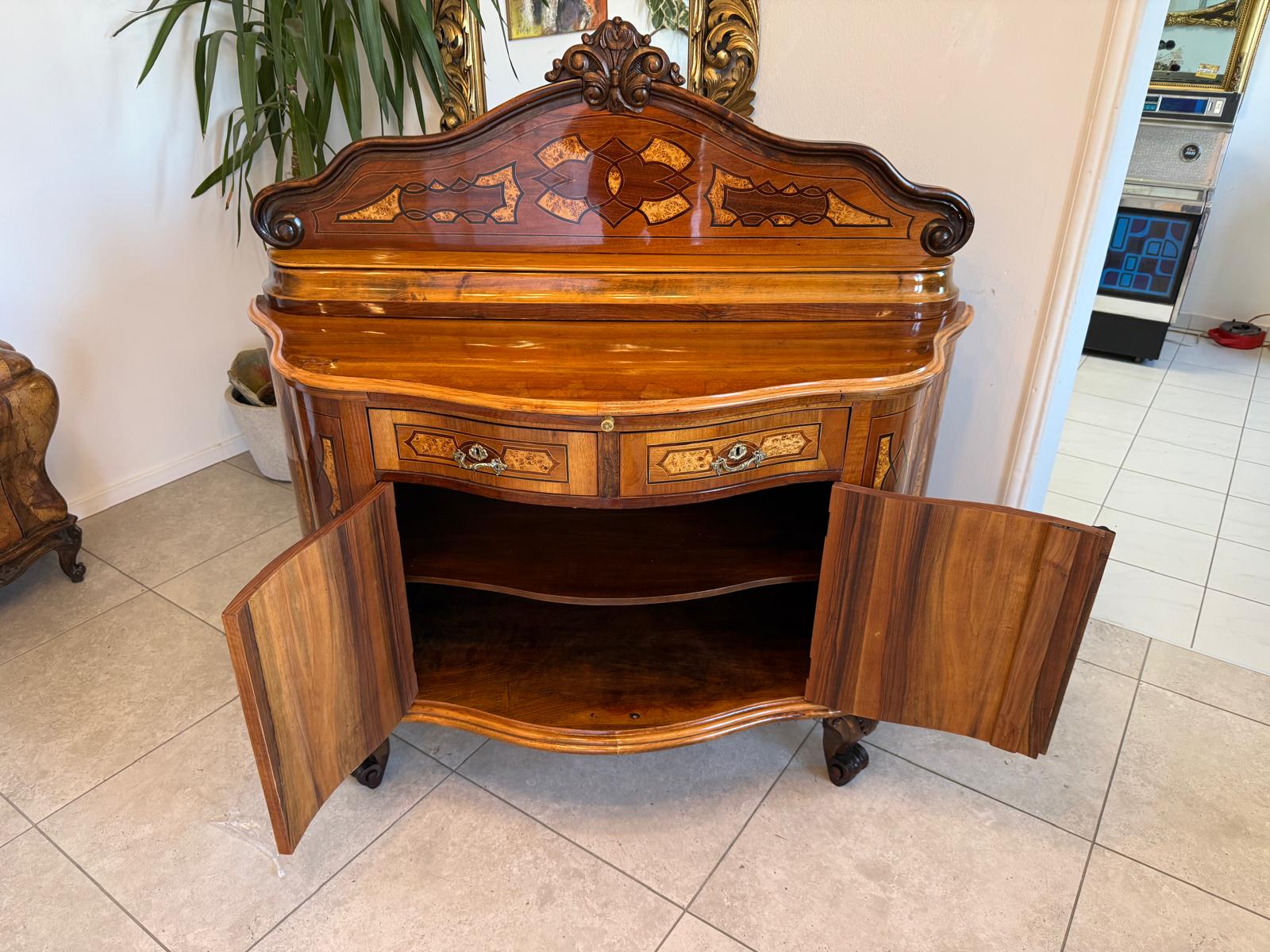 Restaurierte Marketierte Barock Anrichte Original Nussfurniert Antiquität D1172