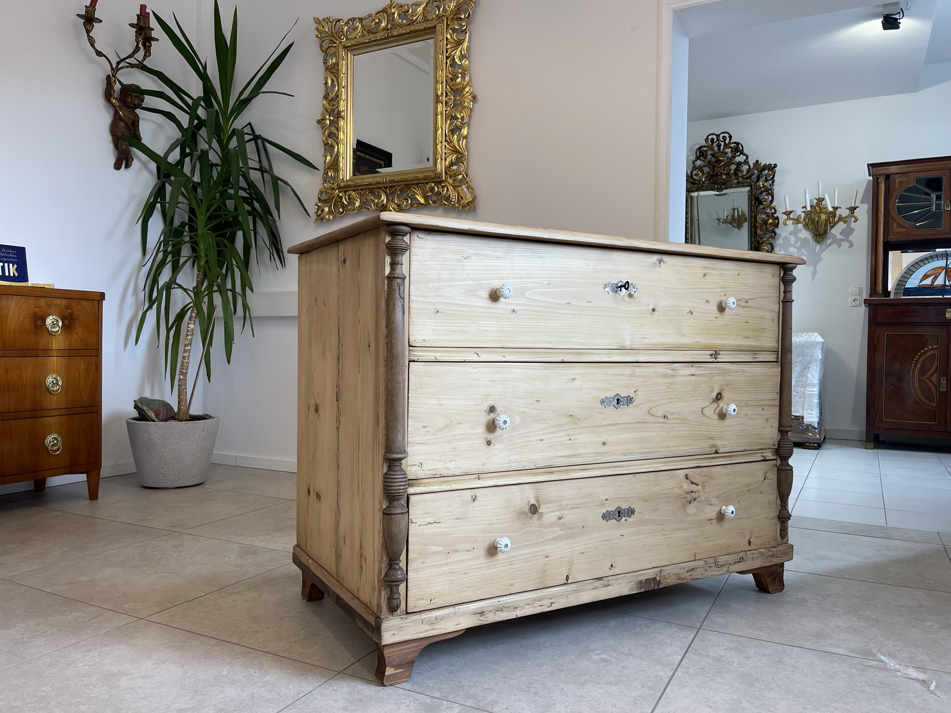 Barock-Biedermeier_33n1jPKSTEzsfyO Restaurierte Biedermeier Kommode Antik 3 Laden aus Fichtenholz B1231