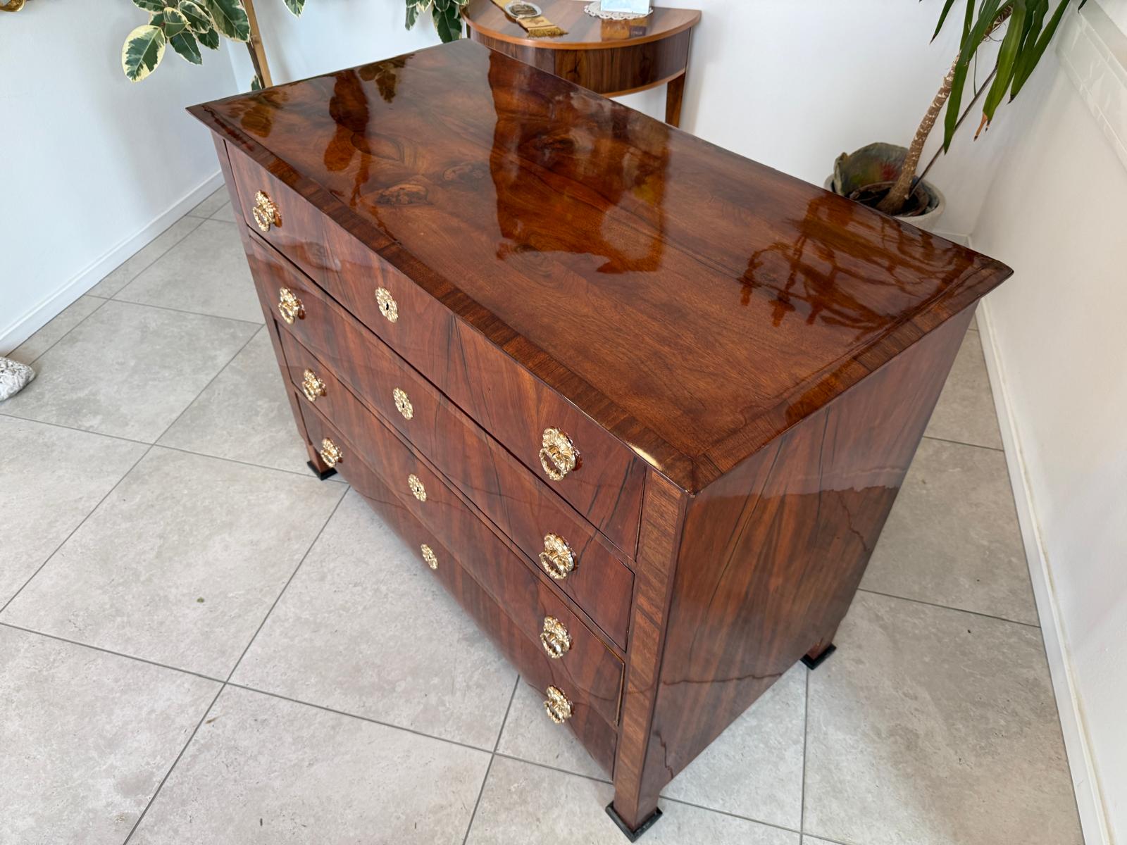 Restaurierte Biedermeier Kommode 4 Ladenkommode Nussholz G2210