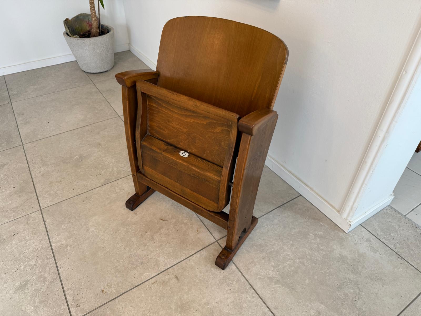 Original Wiener Kinosessel 1er Sitz Klappstuhl Stuhl Nostalgie G1720
