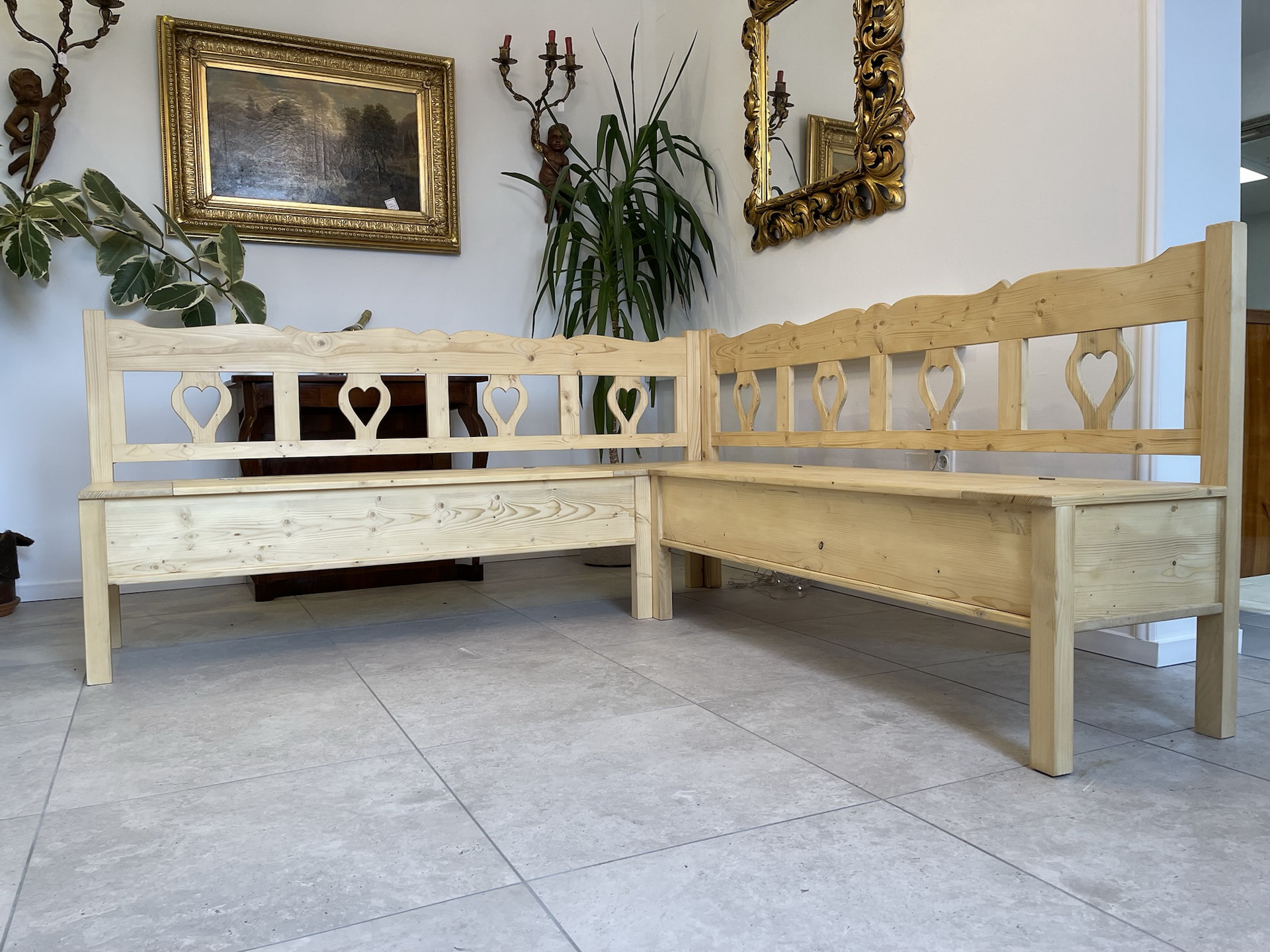 kleiderschrank-leiderkasten-biedermeier_75 Bauernstube Eckbankgruppe Jogltisch A3445