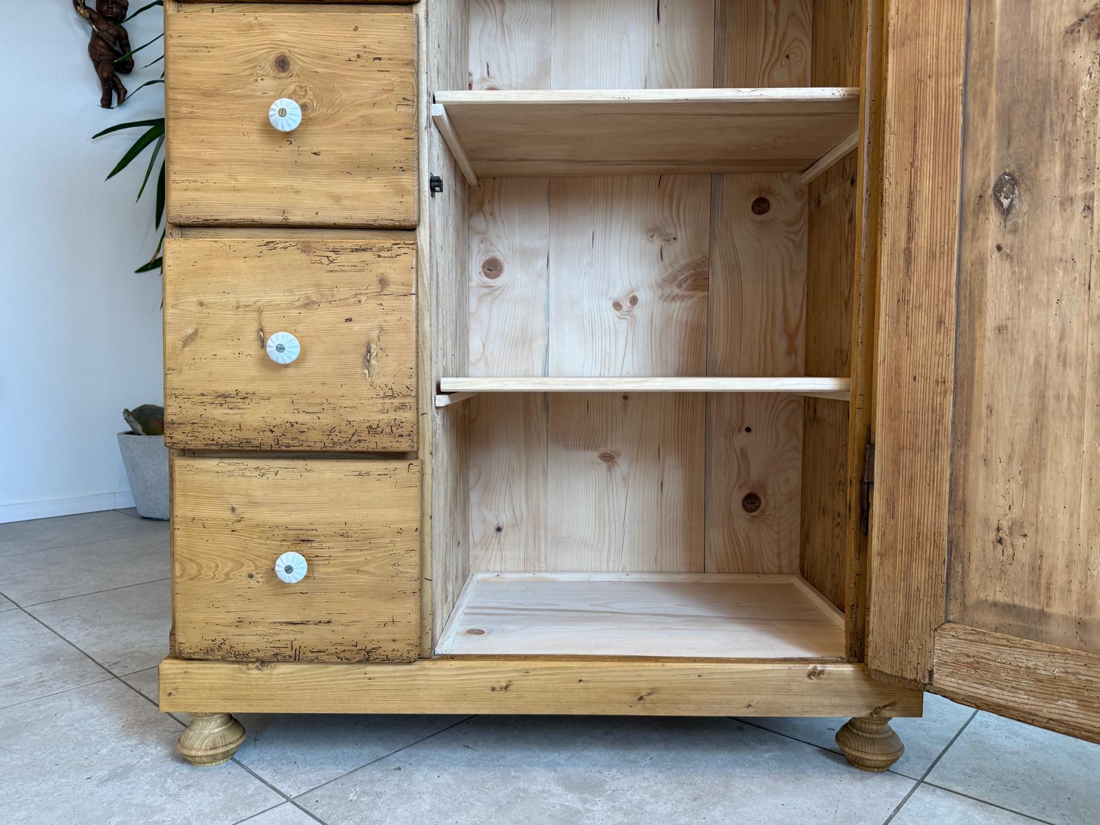 Uriger Biedermeier Brotschrank Almerschrank Speiskasten Bauernkasten D1169