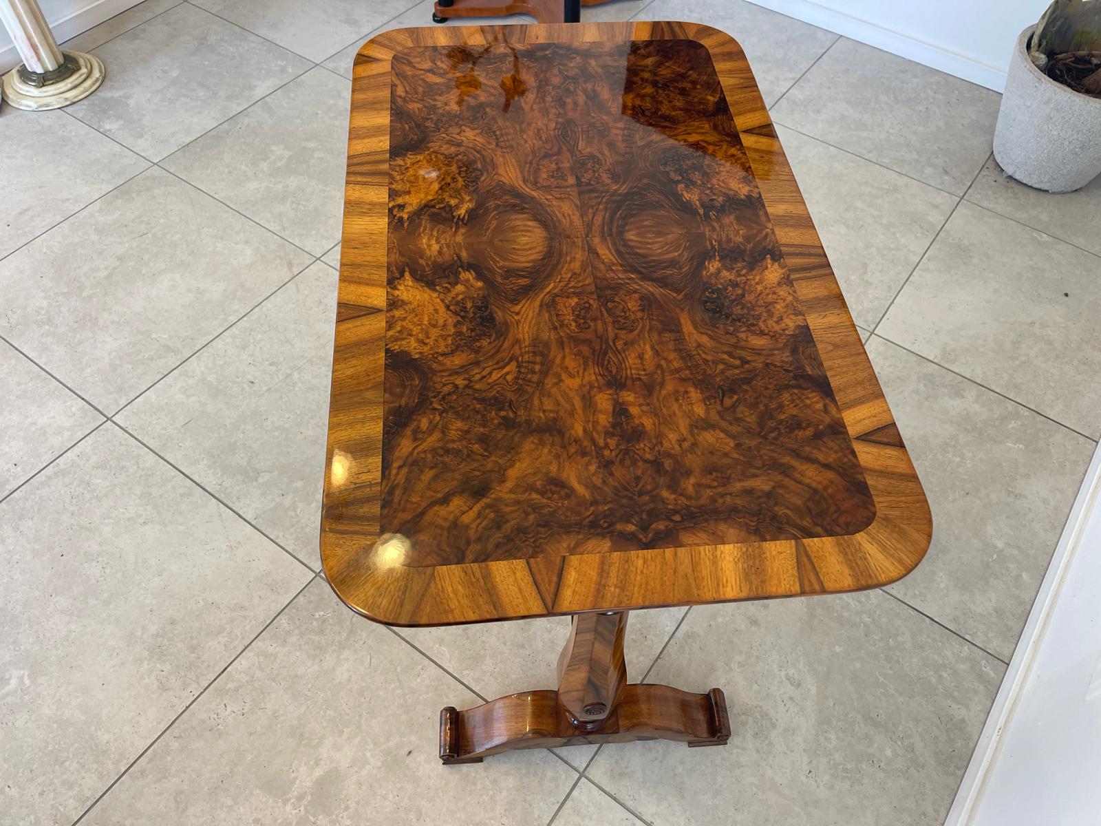SALE Restaurierter Biedermeier Tisch Beistelltisch Dannhauser Tisch G1370