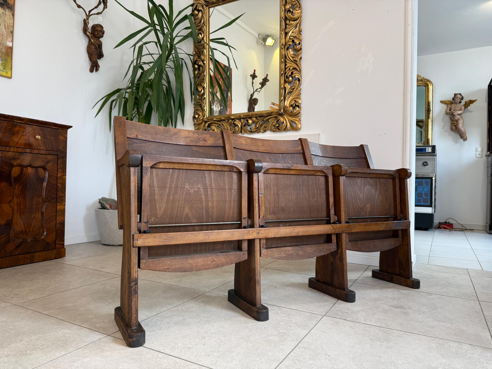Kinosessel 3er Sitz Klappstuhl Stuhl Sitzgruppe Originalexemplar D3437