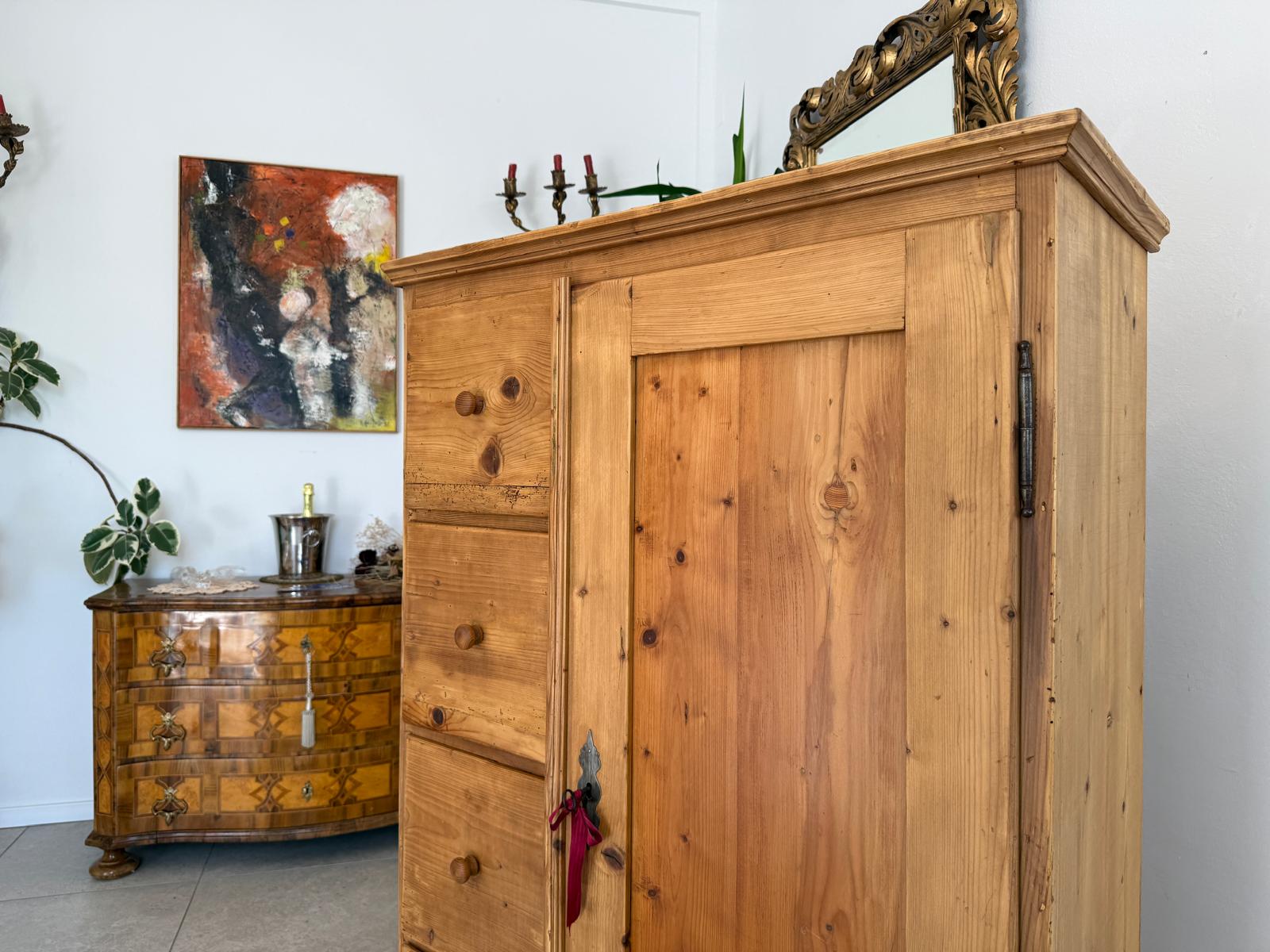 Uriger Biedermeier Brotschrank Almerschrank Speiskasten Bauernkasten D2783