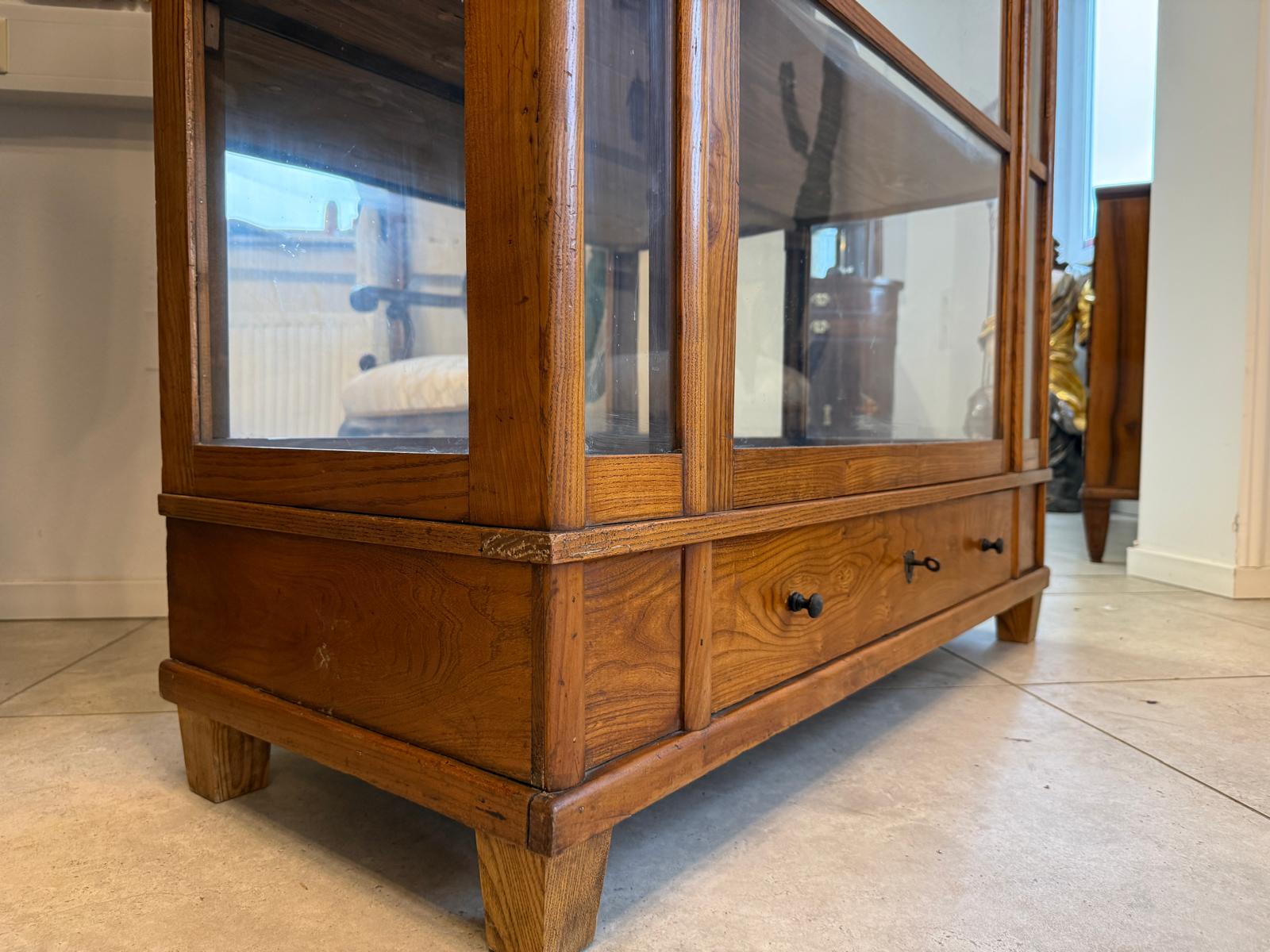 Restaurierte Spätbiedermeier Vitrine Bücherschrank Glasschrank Antiquität D2278