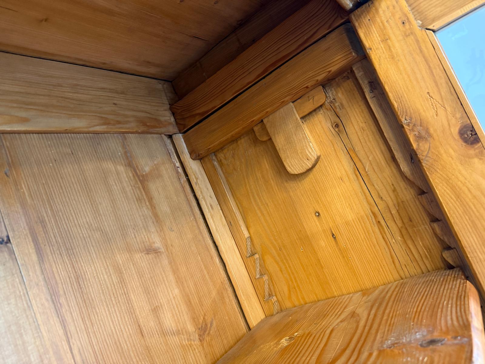 Bäuerliche Vitrine Bauernvitrine Bauernschrank Naturholz Bücherschrank D2402
