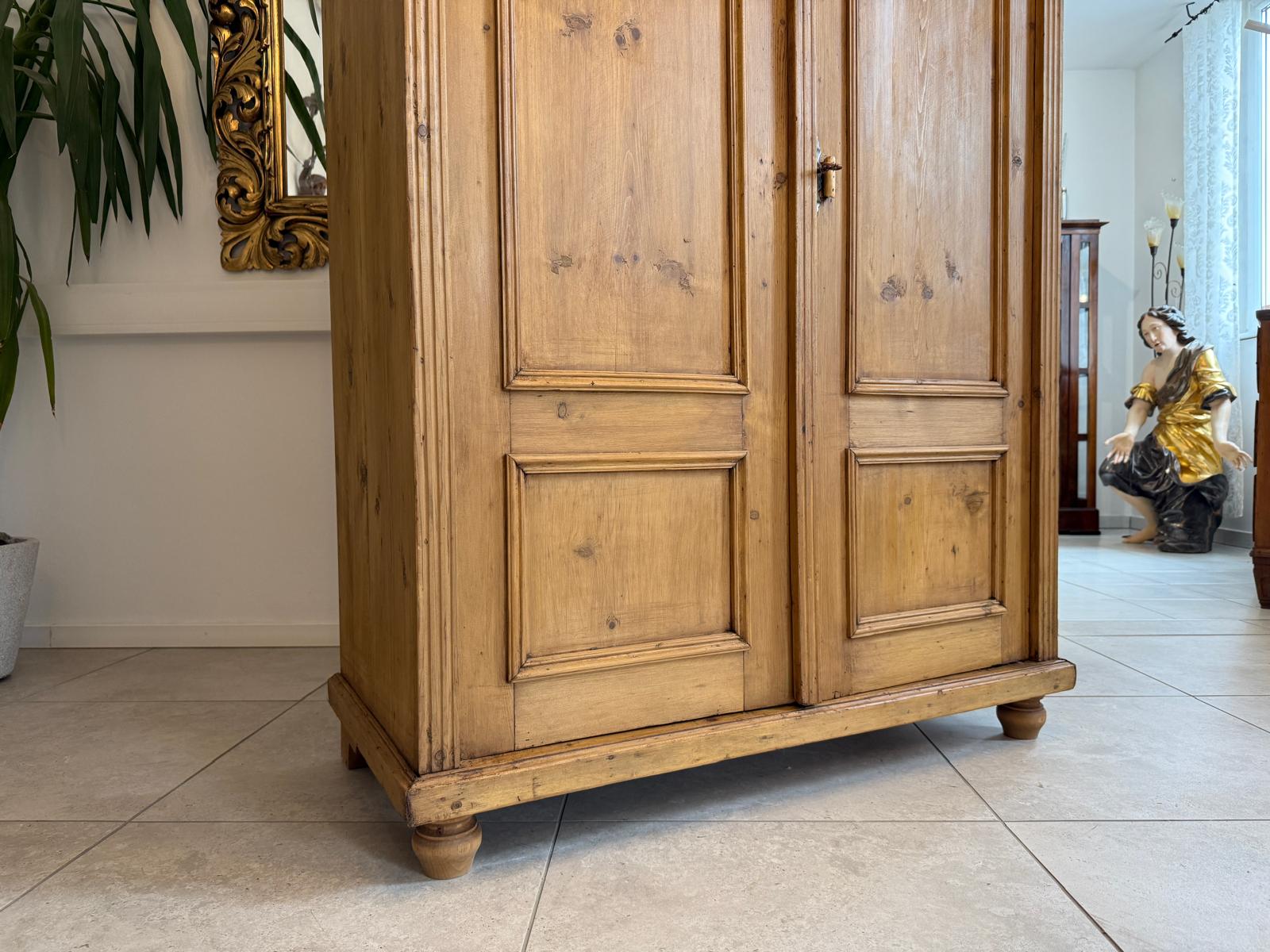 Gründerzeit Bauernschrank Bauernkasten Hallenschrank Weichholz G2132