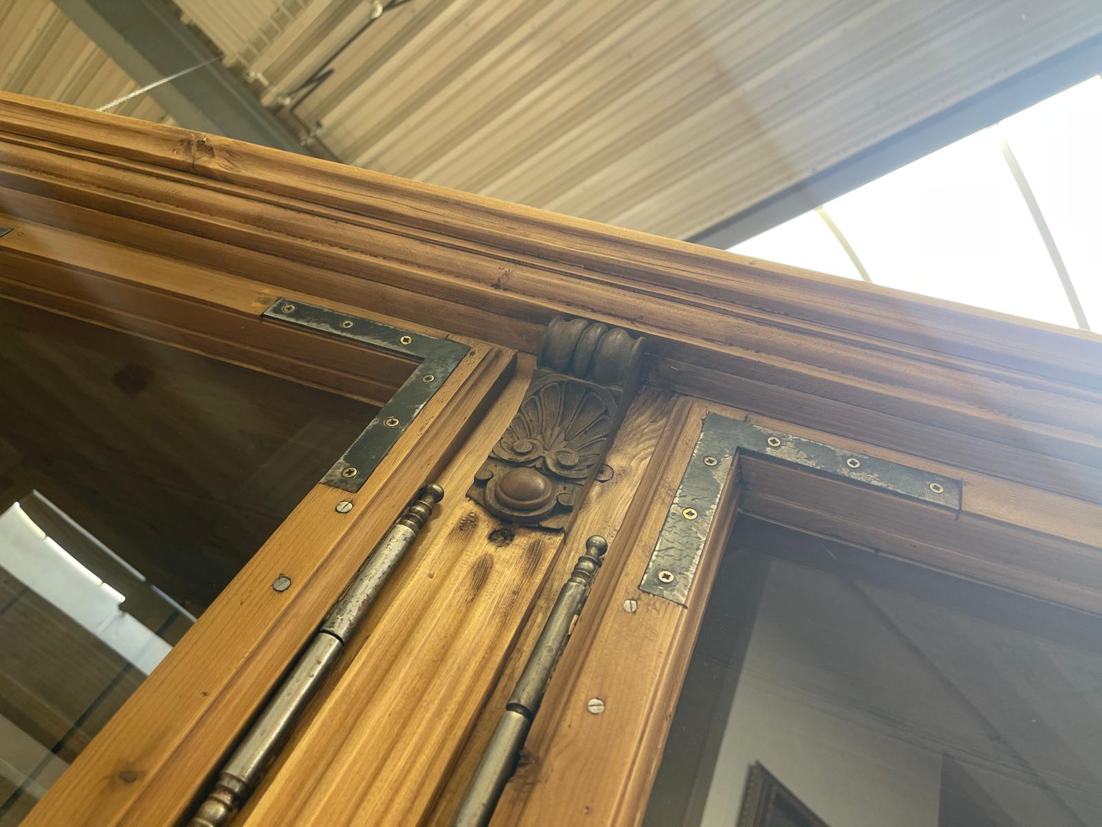 Antiker Bäuerlicher Bücherschrank Große französische Bibliotheksvitrine Glasschrank G1367