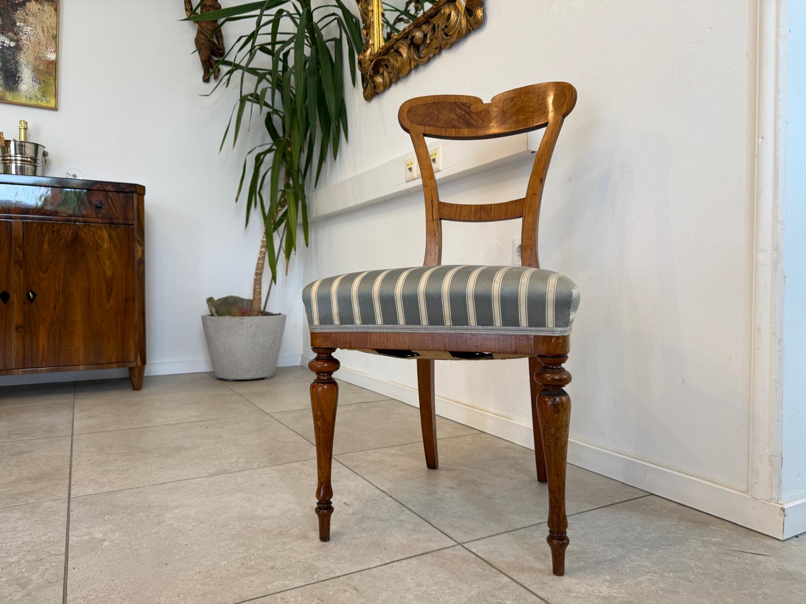 Biedermeier Sessel Stuhl Nussholz Rarität Antiquität G1858-1