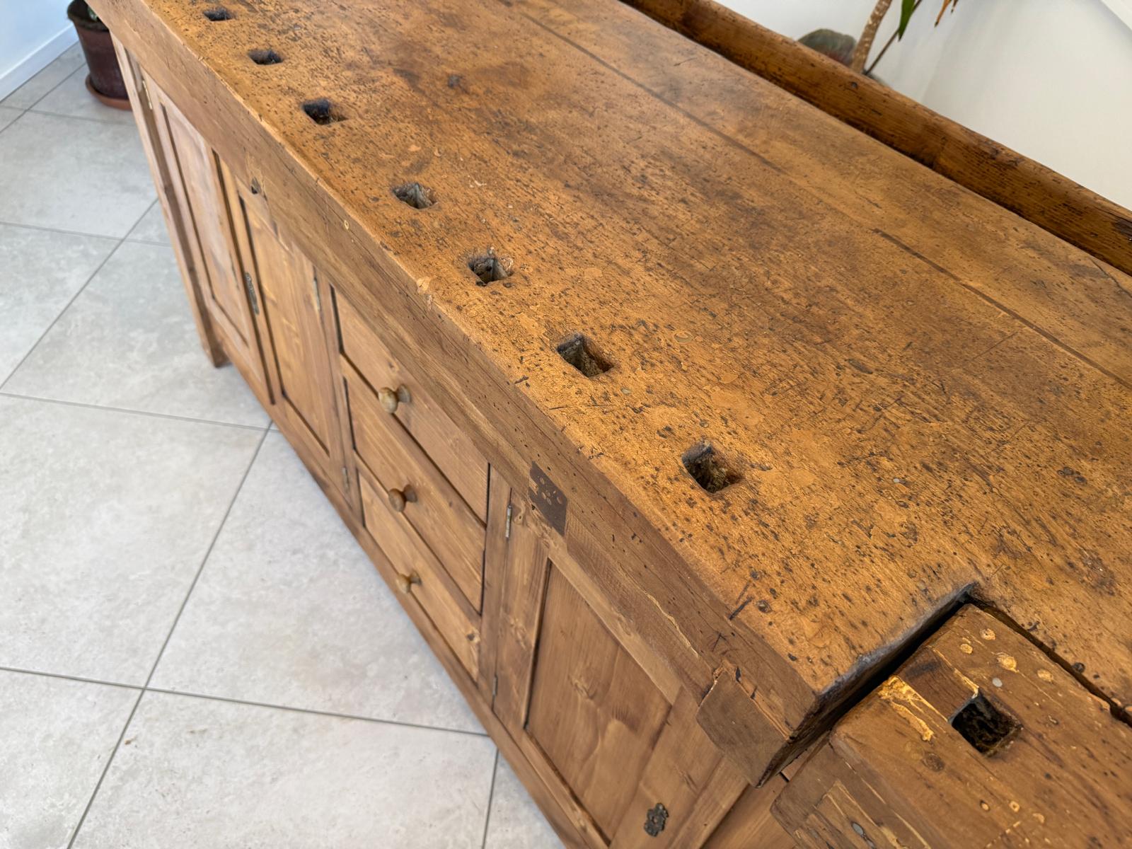 Urige Hobelbank Werkbank Pult Tresen Ladenschrank G2184
