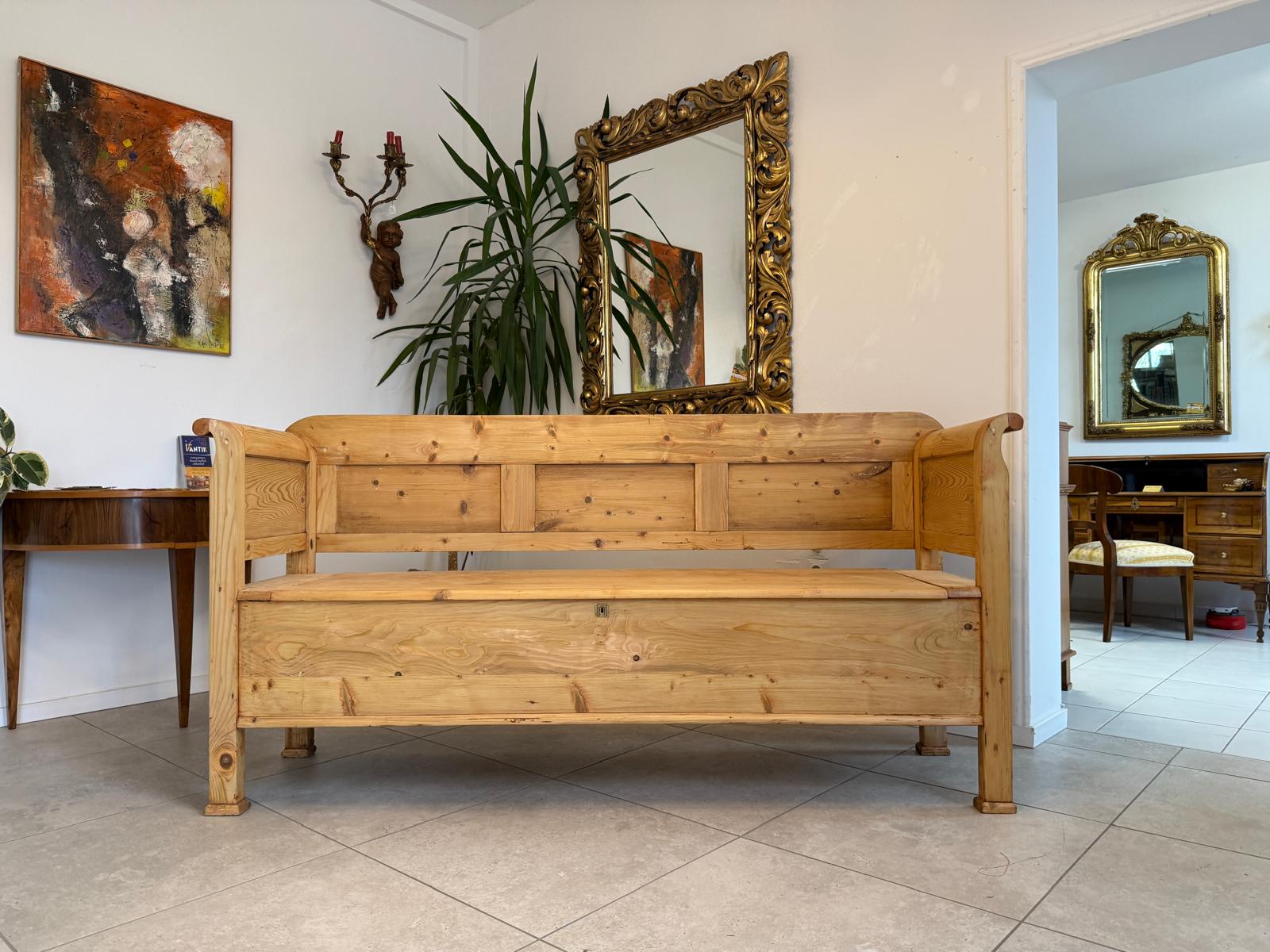 Sale Provinzielle Biedermeier Truhenbank Landhausbank G2296