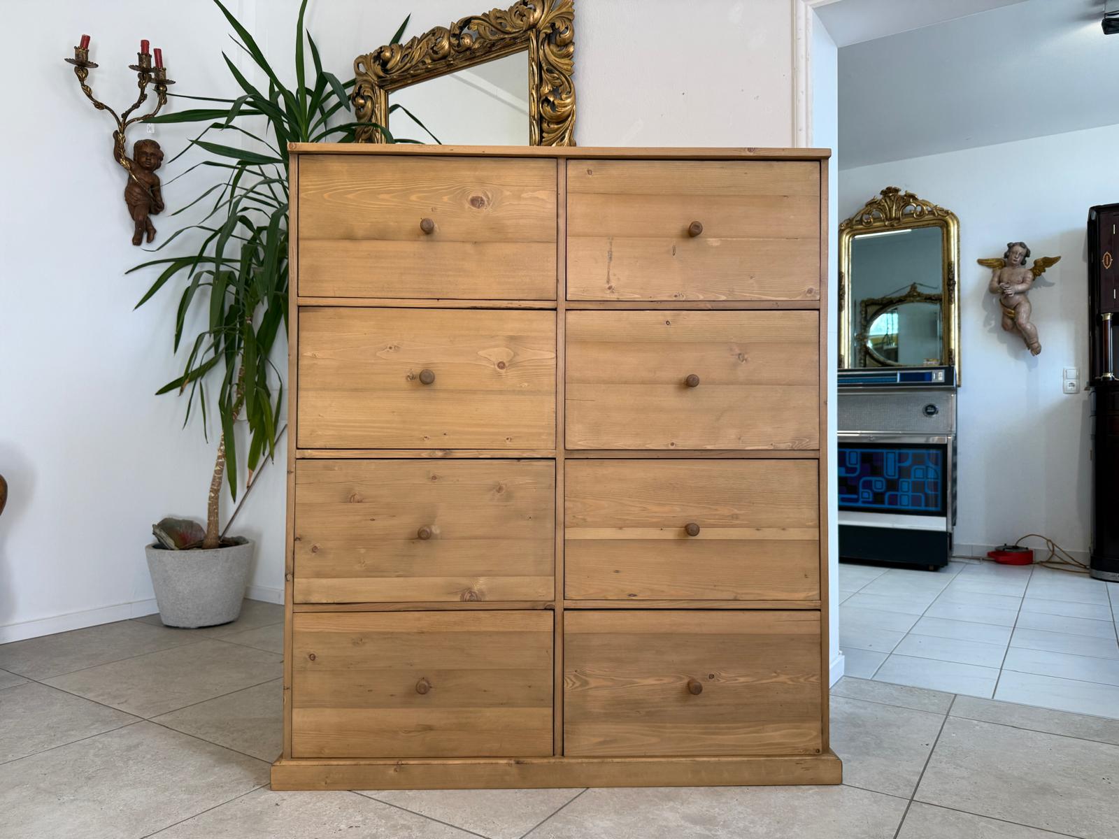 Bäuerliche 8 Ladenkommode Apothekerschrank Altholzkommode Weichholz Antik D1183