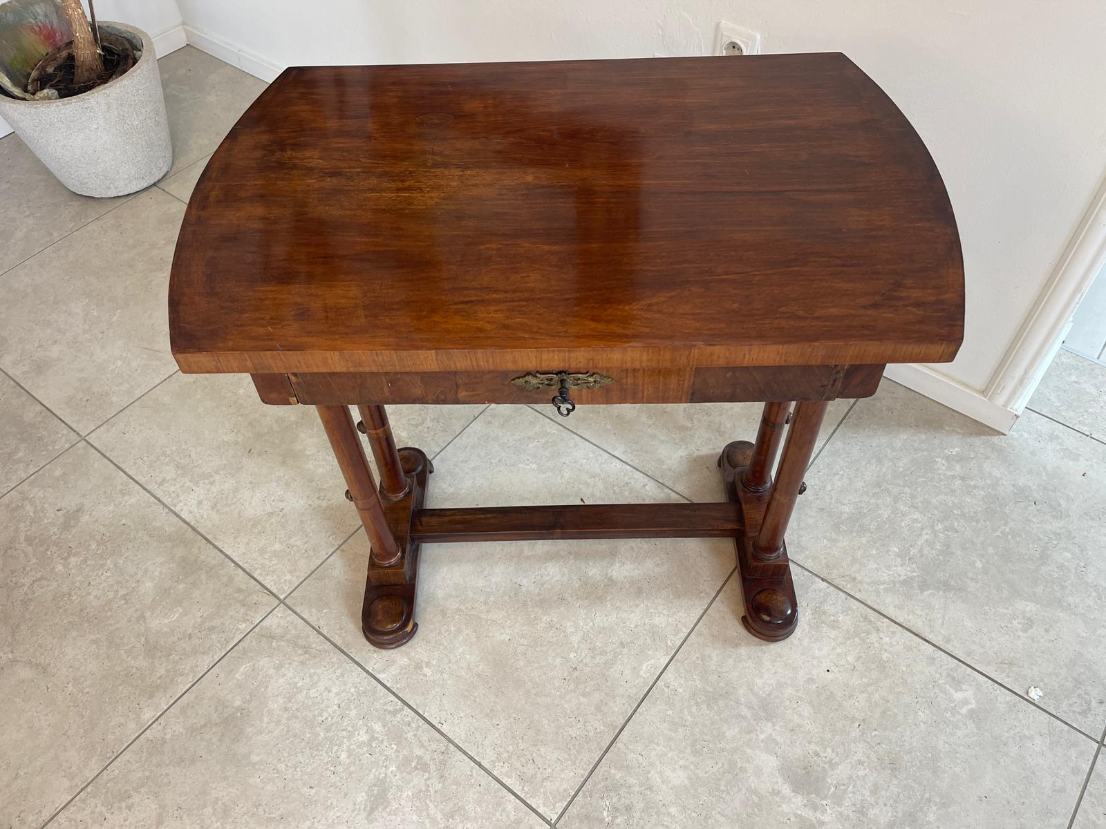 2dedeb16-03f0-43a4-a879-c3fa1b983edc Originales Biedermeier Tischerl Nähtischerl A4935