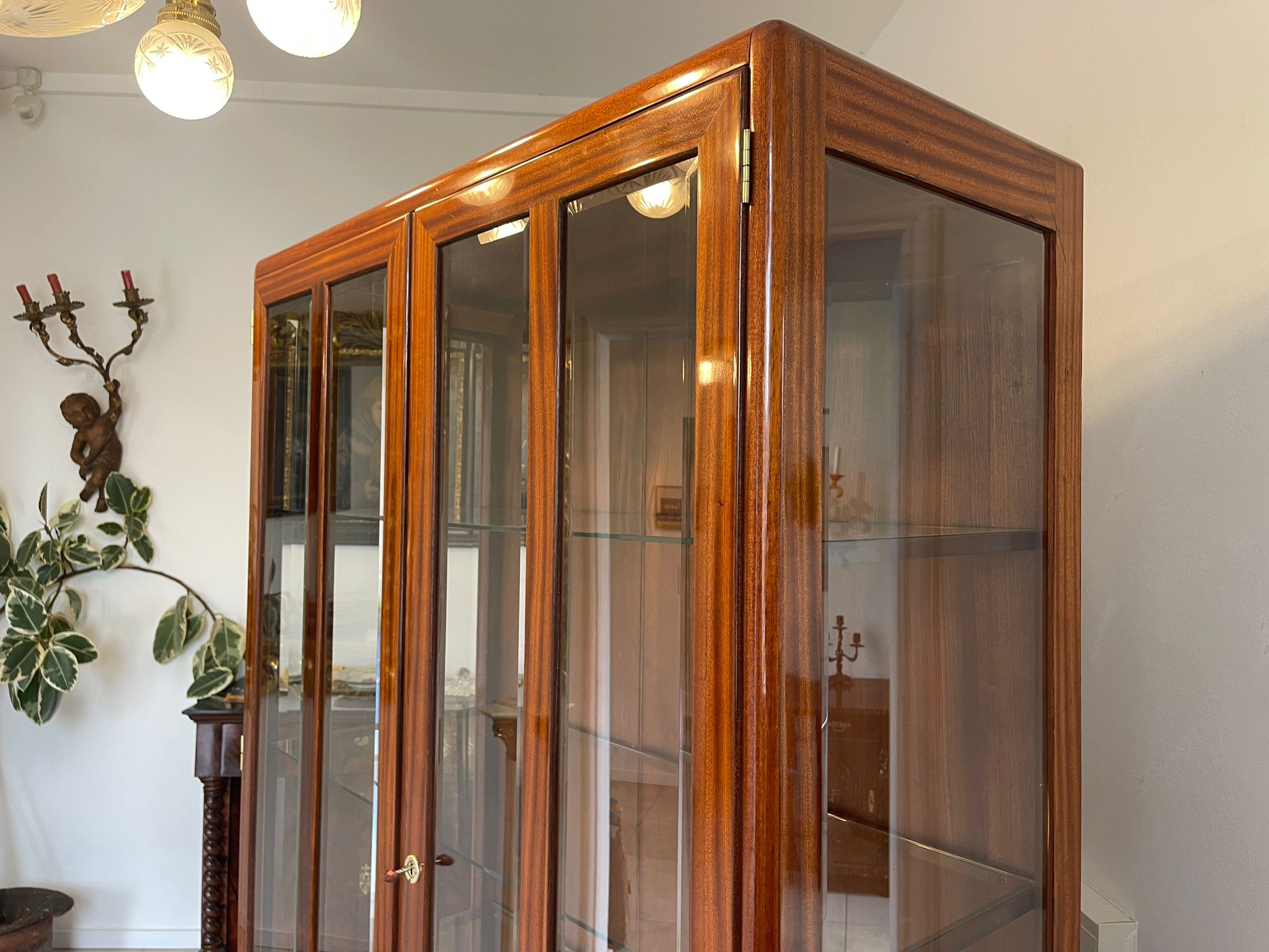 c44d21ec-0b9e-4333-b953-98271e6b0dd9 Restaurierter Jugendstil Glasschrank Bücherschrank Vitrinenschrank A4930
