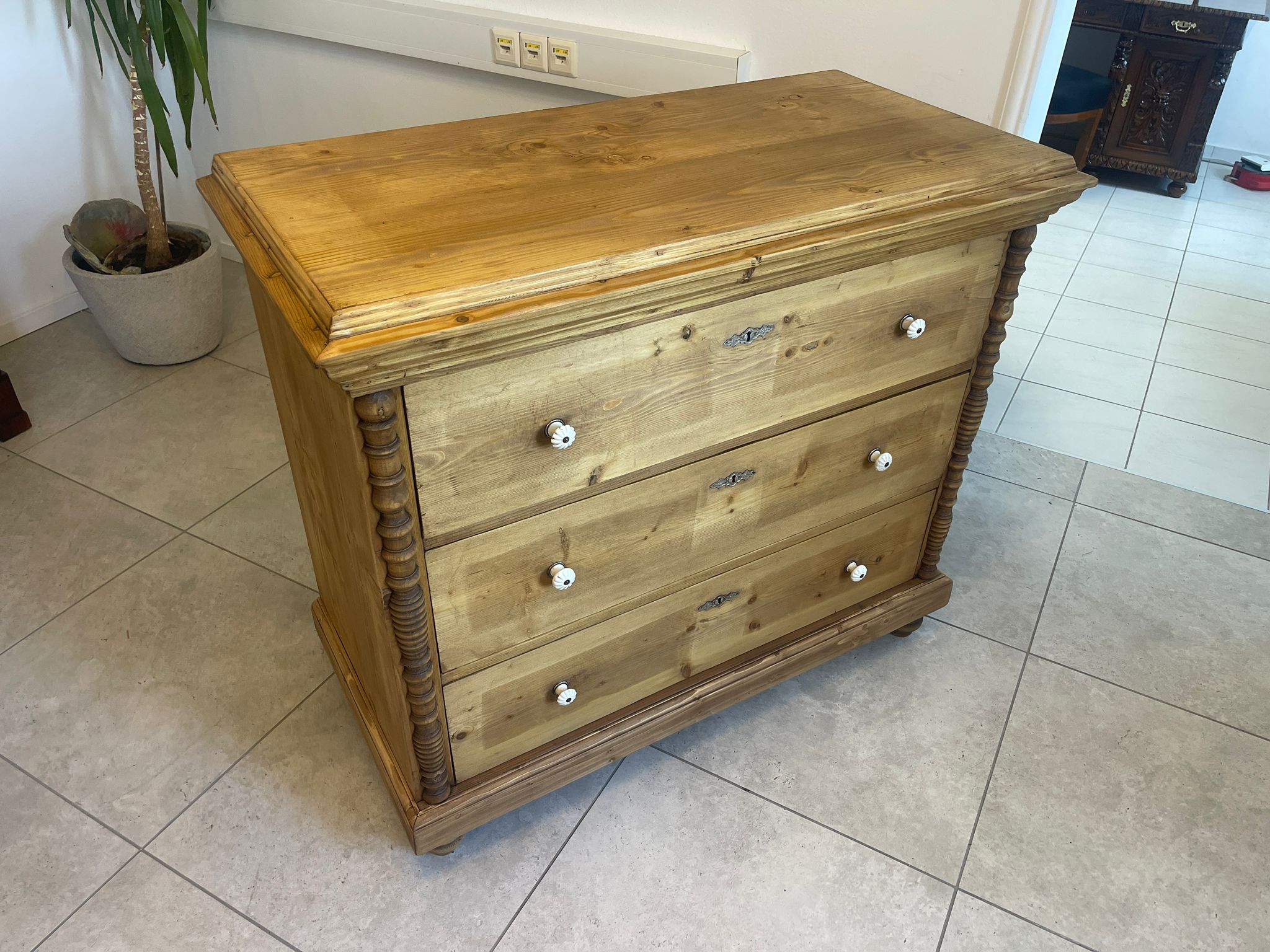 951df088-efe3-4bb9-9cd8-acf2f017d02b Restaurierte Biedermeier Kommode Ladenkommode A4851
