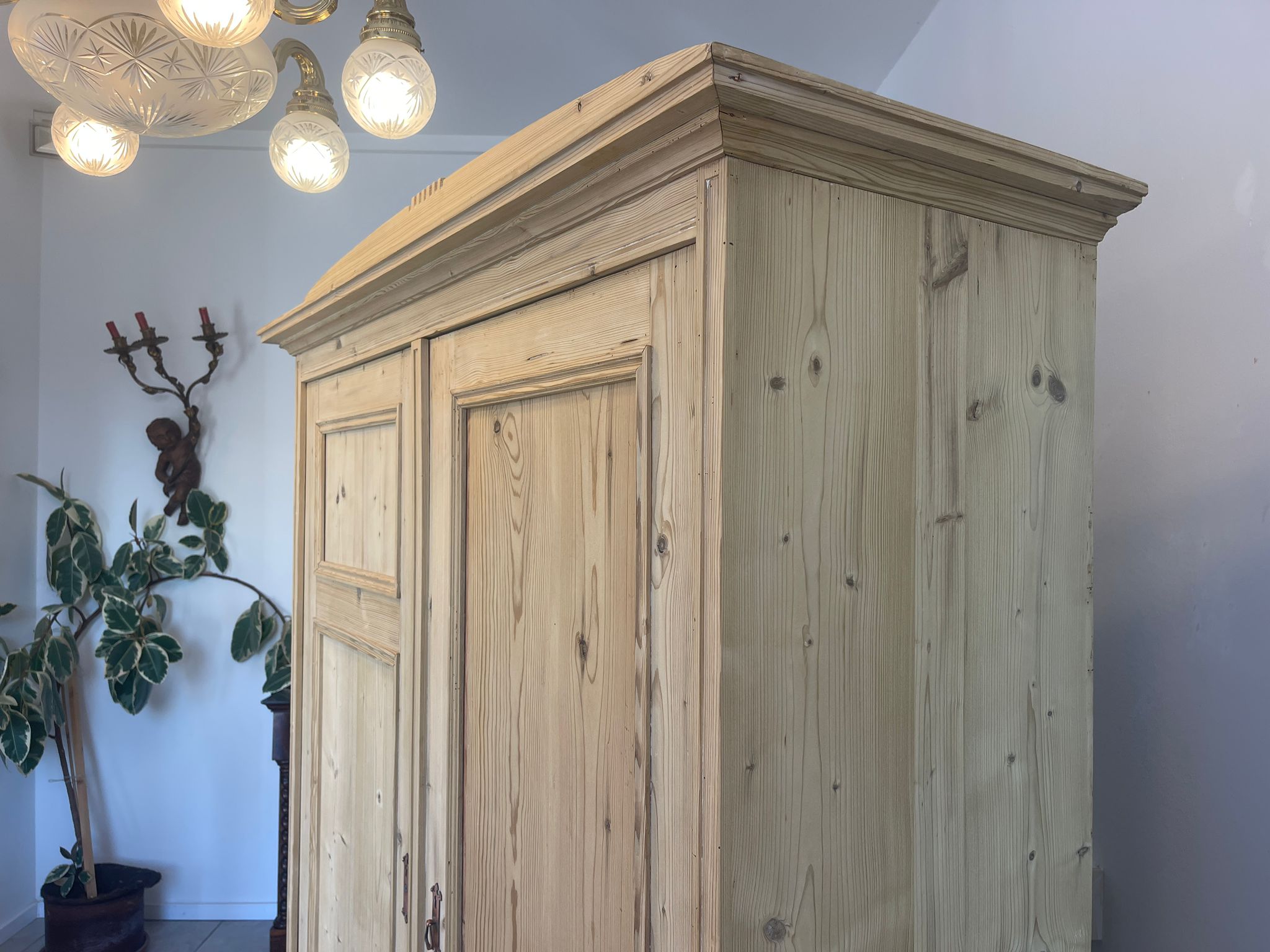 060bdf46-71a8-47e7-9c05-00b059a1ecb9 Antiker Bauernschrank Originaler Jugendstil Naturholzschrank A4967