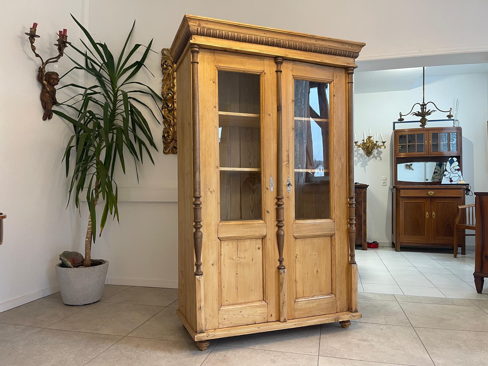 Restaurierte Gründerzeit Bauernvitrine Bauernschrank Bauernvitrine G1049