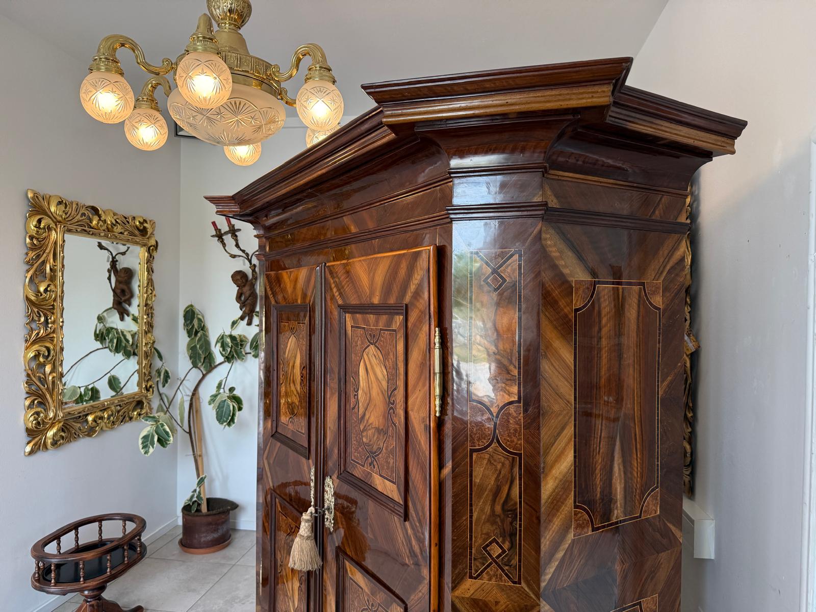 Barocker Hallenschrank Barockschrank Maria Theresienschrank Antiquitäte D2682