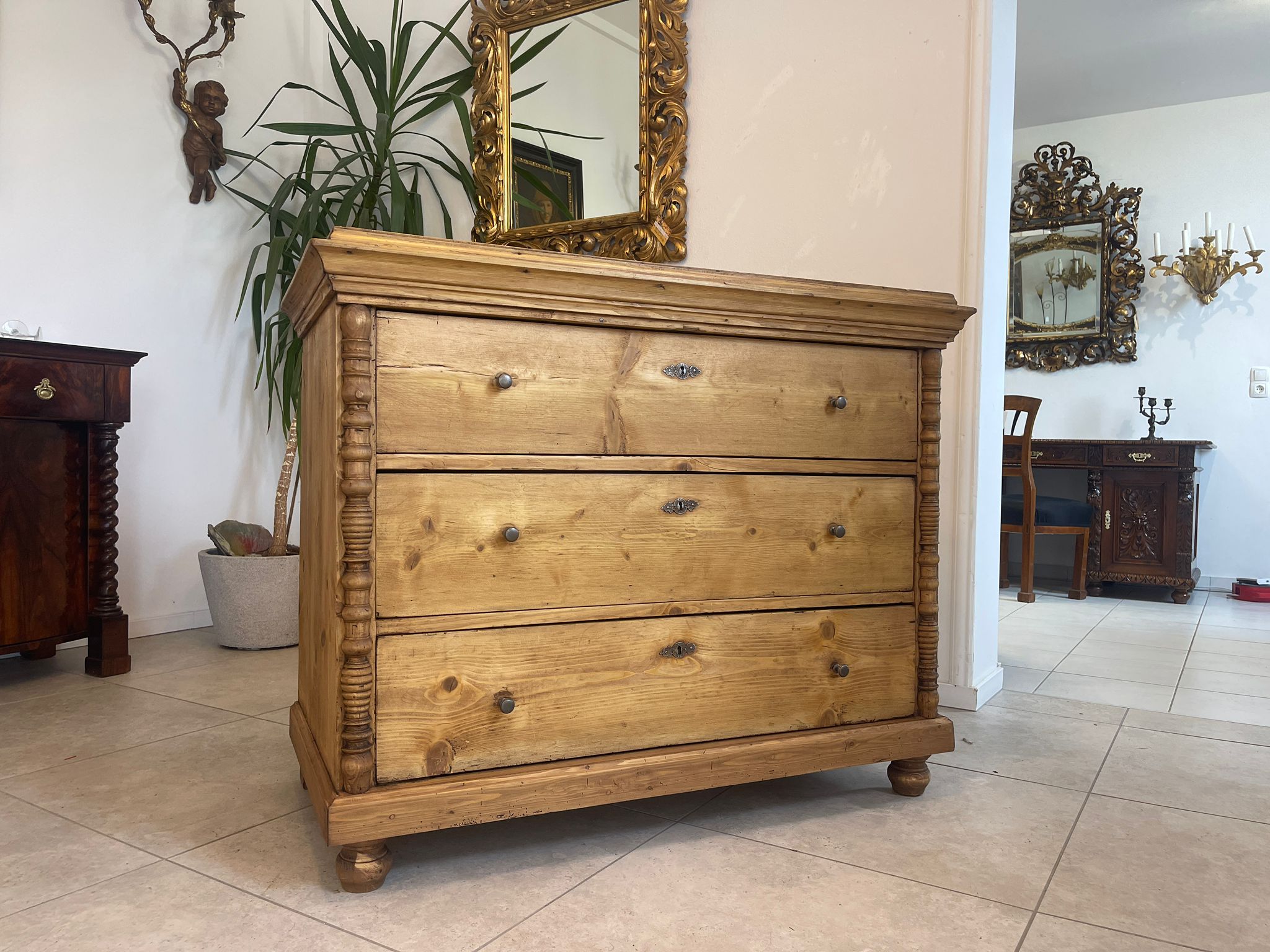 b823b352-f953-4b4d-9886-de00e0cf4259 Restaurierte Biedermeier Kommode 3 Ladenkommode A4858