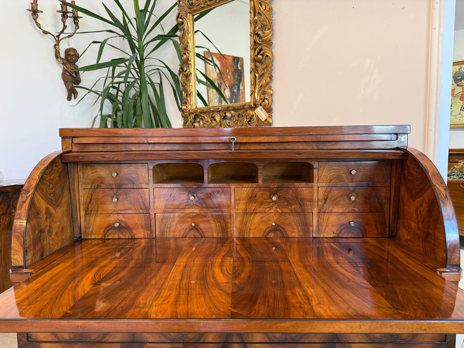 Sale Restaurierter Biedermeier Sekretär Schreibpult Nussholz G1968