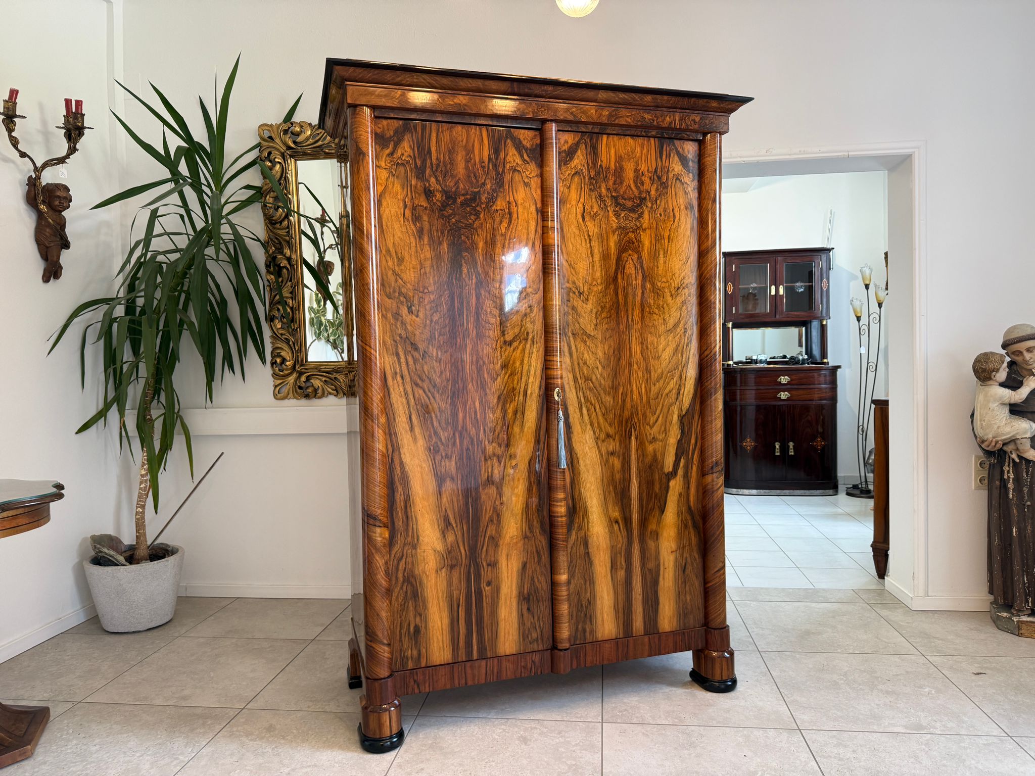 Biedermeier Schrank Kleiderkasten Hallenschrank Antiquität Traum Restauriert D2374