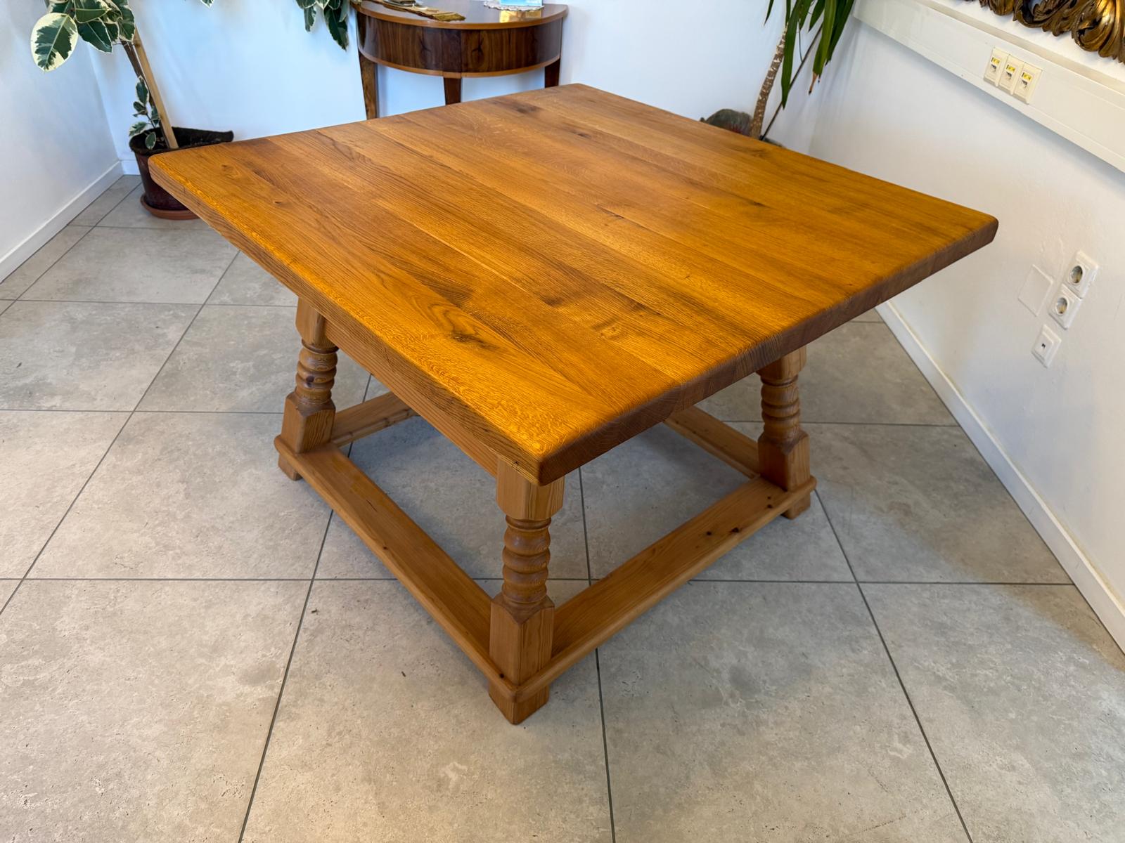 Jogltisch Bauerntisch Eichenholz Hüttentisch Bauernmöbel G2276