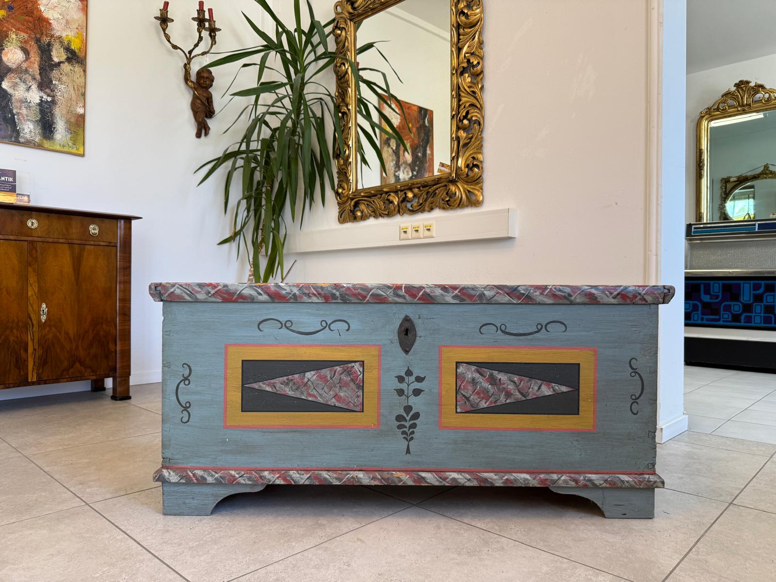 Truhe Landhaustruhe Bauerntruhe Biedermeier Truhe Handbemalt D2338